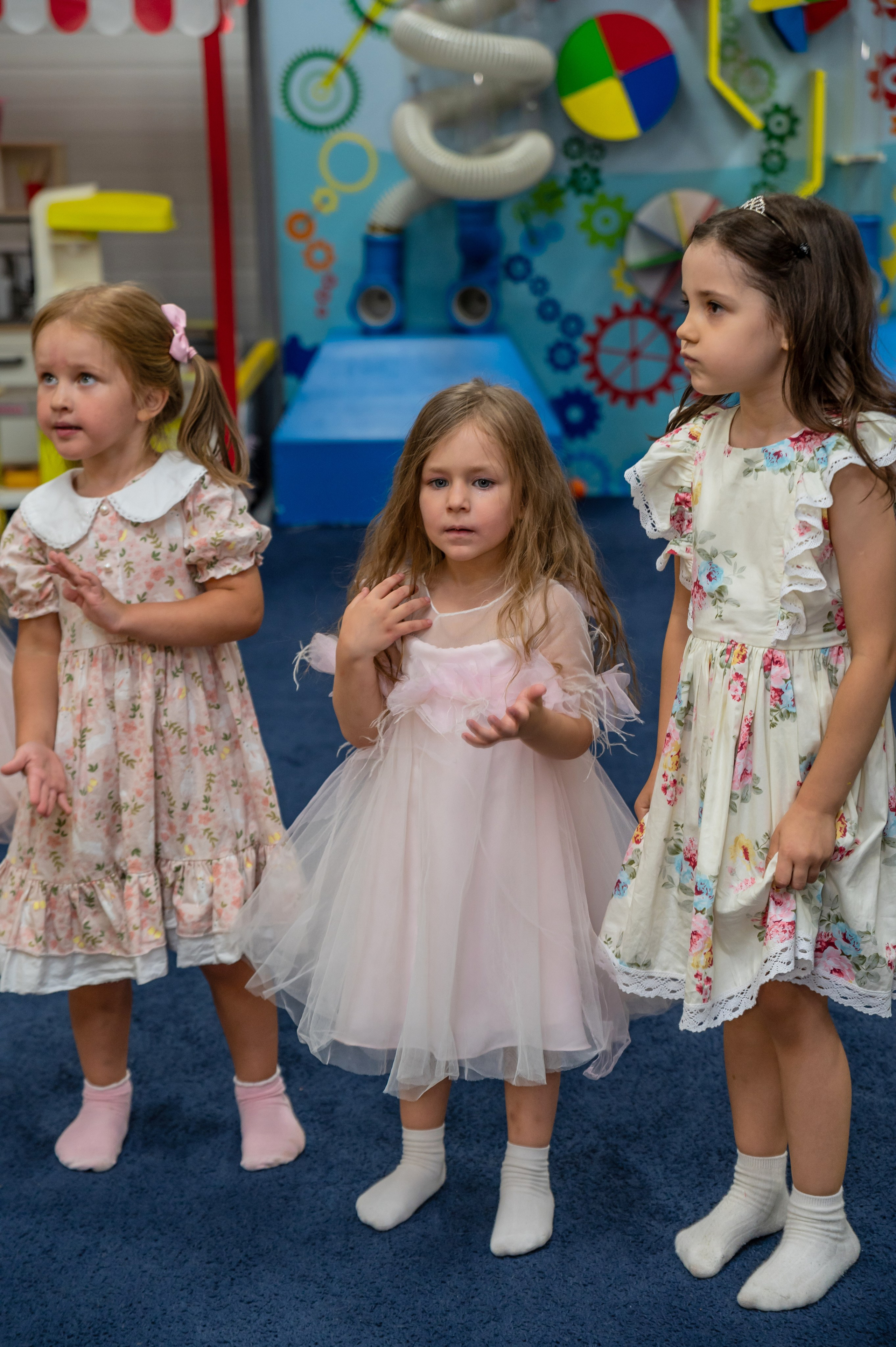 Игротека Ниндзя Кидс. Я Ольга Казанцева, фотографирую снимаю ваши киноистории и печатаю фото и цифровые портреты на холсте