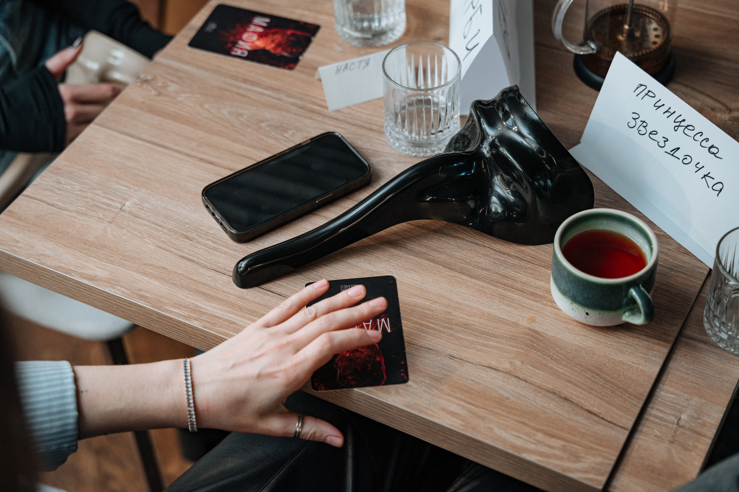 Мафия. Бар FINCH. ЖЕНСКИЙ КЛУБ LAXMI. Портретный фотограф в Санкт-Петербурге Дмитриева Наталия