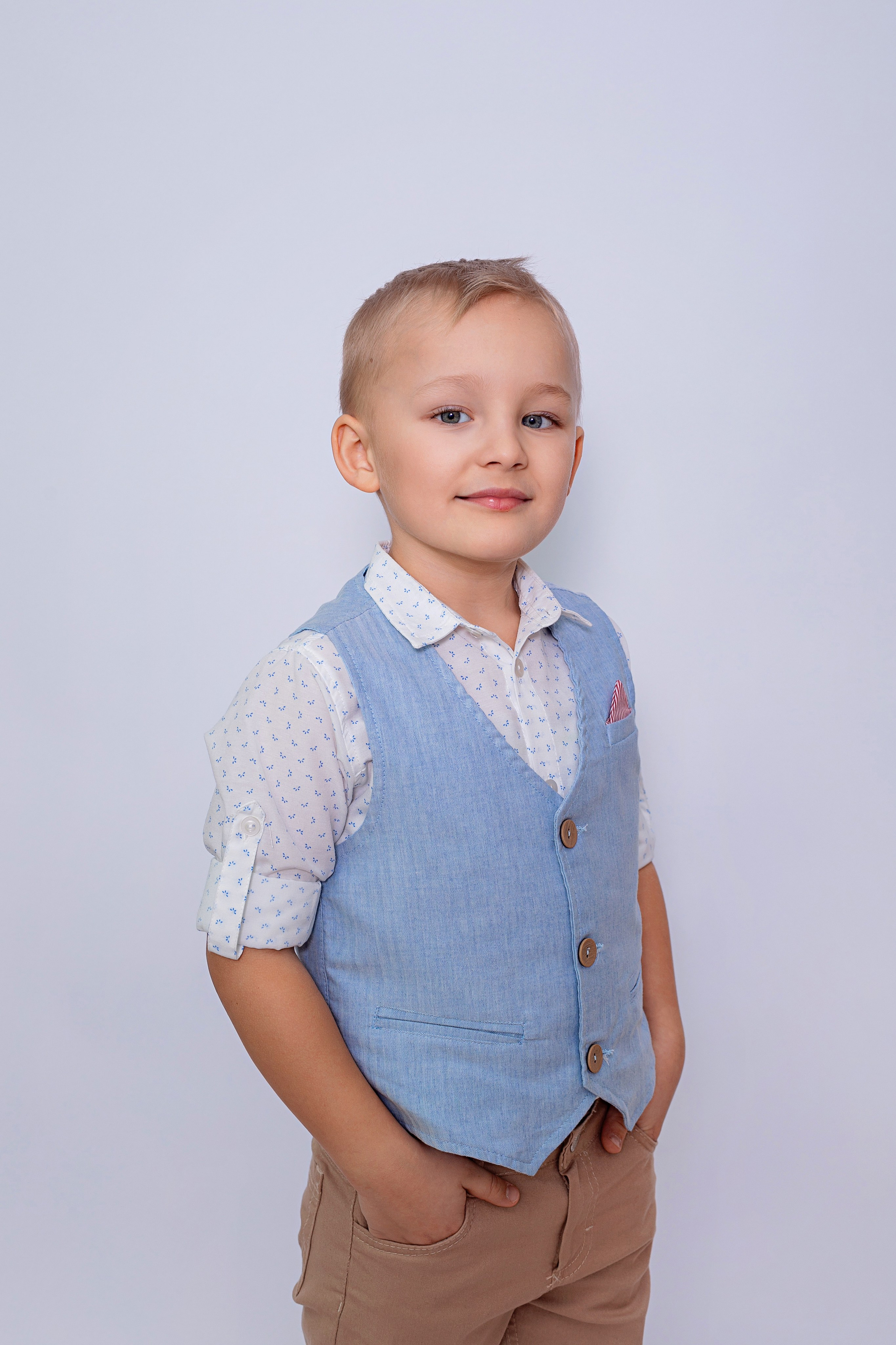 САДИК. Семейный фотограф в Москве выпускные альбомы Клюковская Надежда