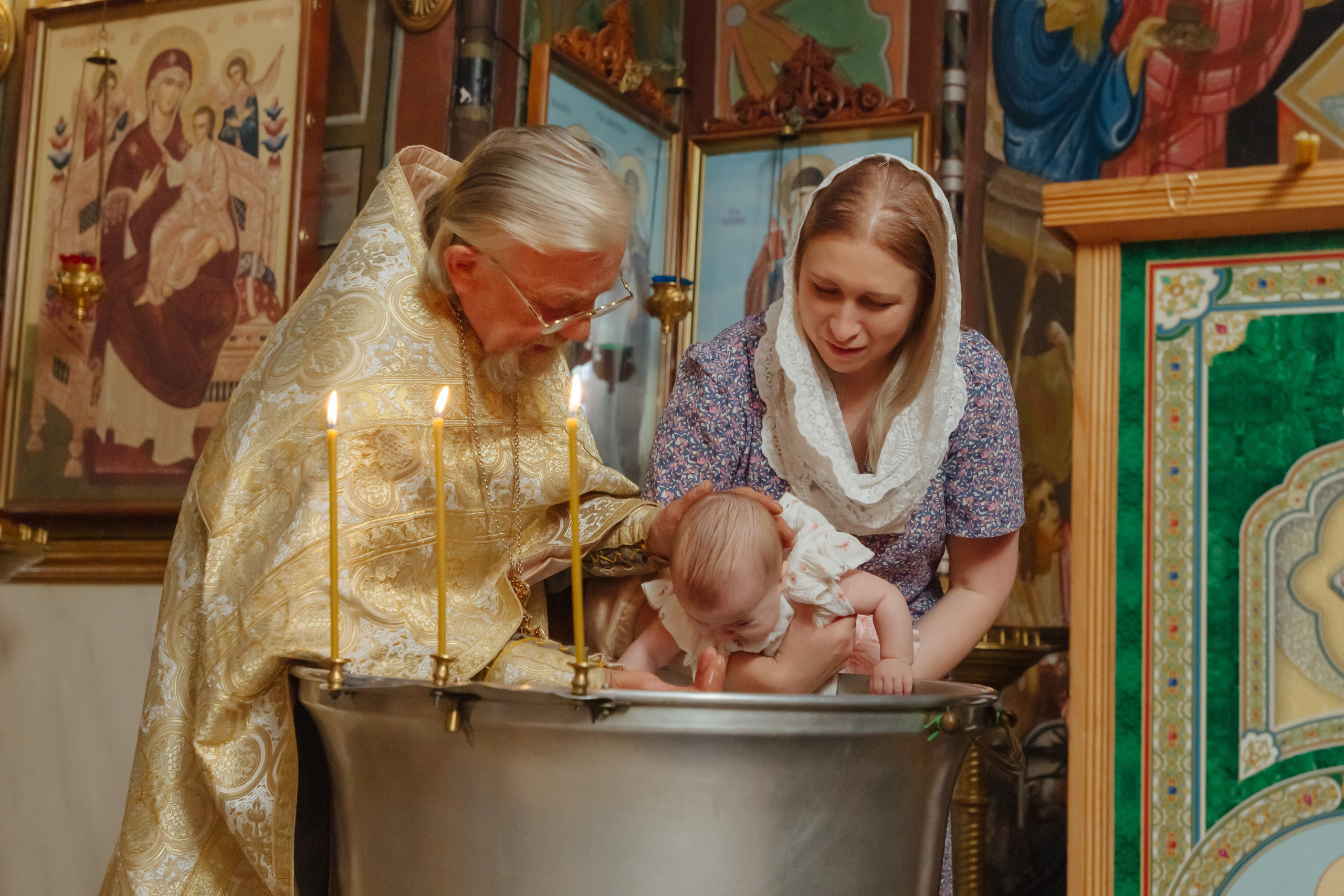Крещение Собор Петра и Павла, г. Петергоф. Фотограф на крещение в Санкт Петербурге