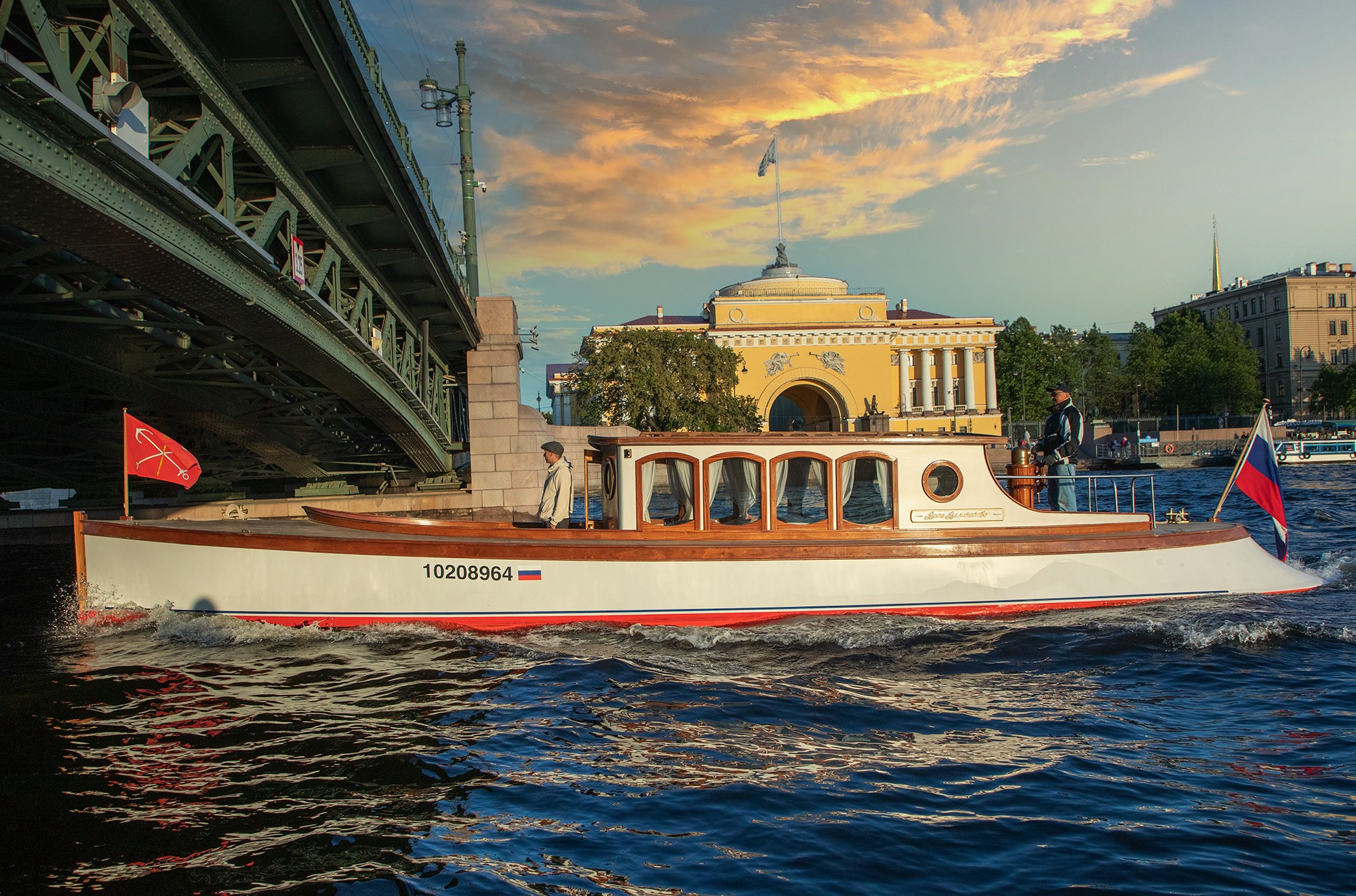 аренда яхты для свадьбы спб, яхта спб, свадьба на яхте, где арендовать яхту спб, свадебная фотосъемка в спб, фотограф на яхту свадьбу, фотосъемка портфолио яхты авто аренда, фотосъемка интерьеров