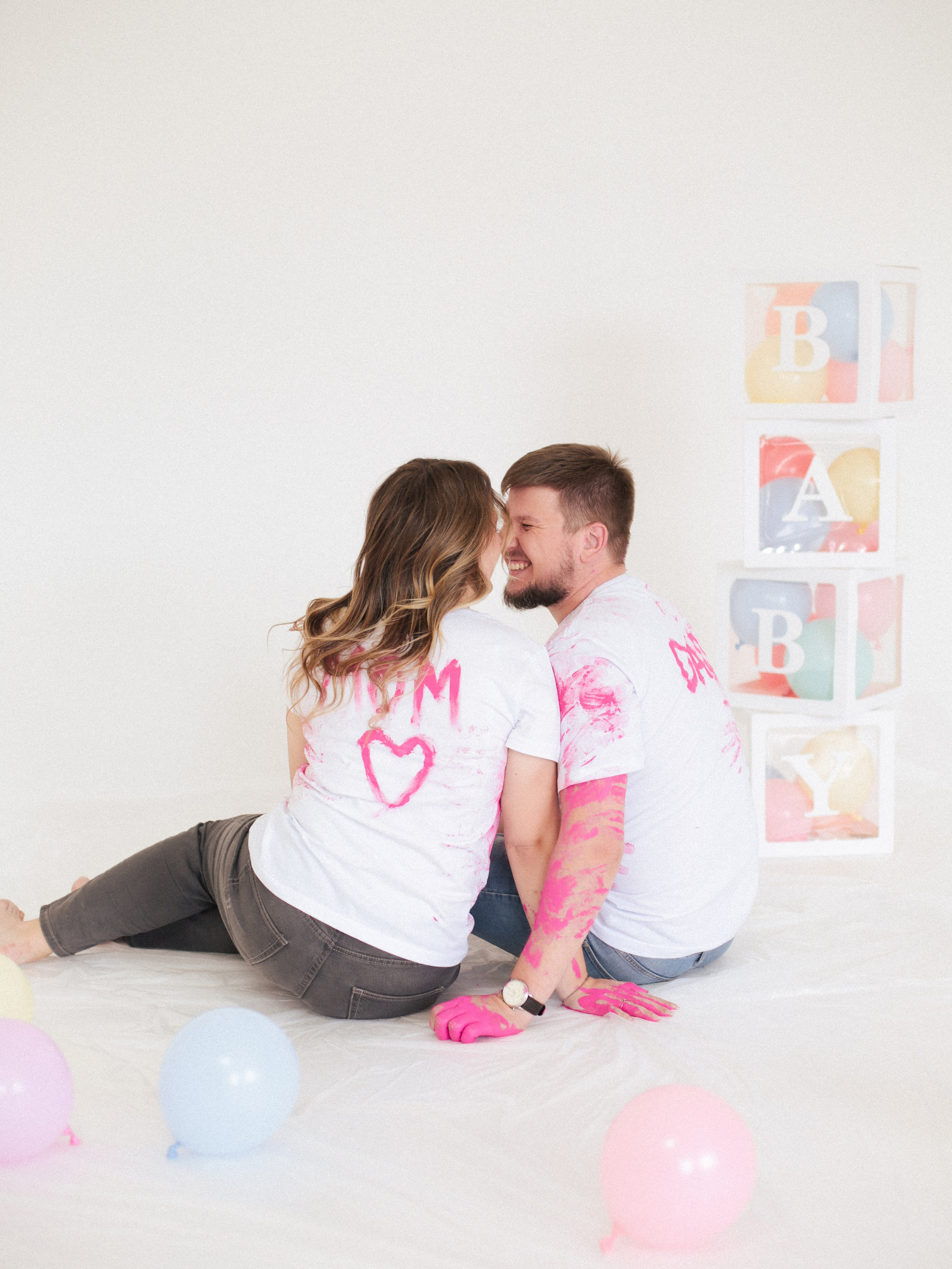 Гендер пати Вовы и Влады. Фотограф Julia Milton | Портреты, съемки для маркетплейсов, лавстори, съёмка беременности в Санкт-Петербурге. Обучение фотографии в Спб очно