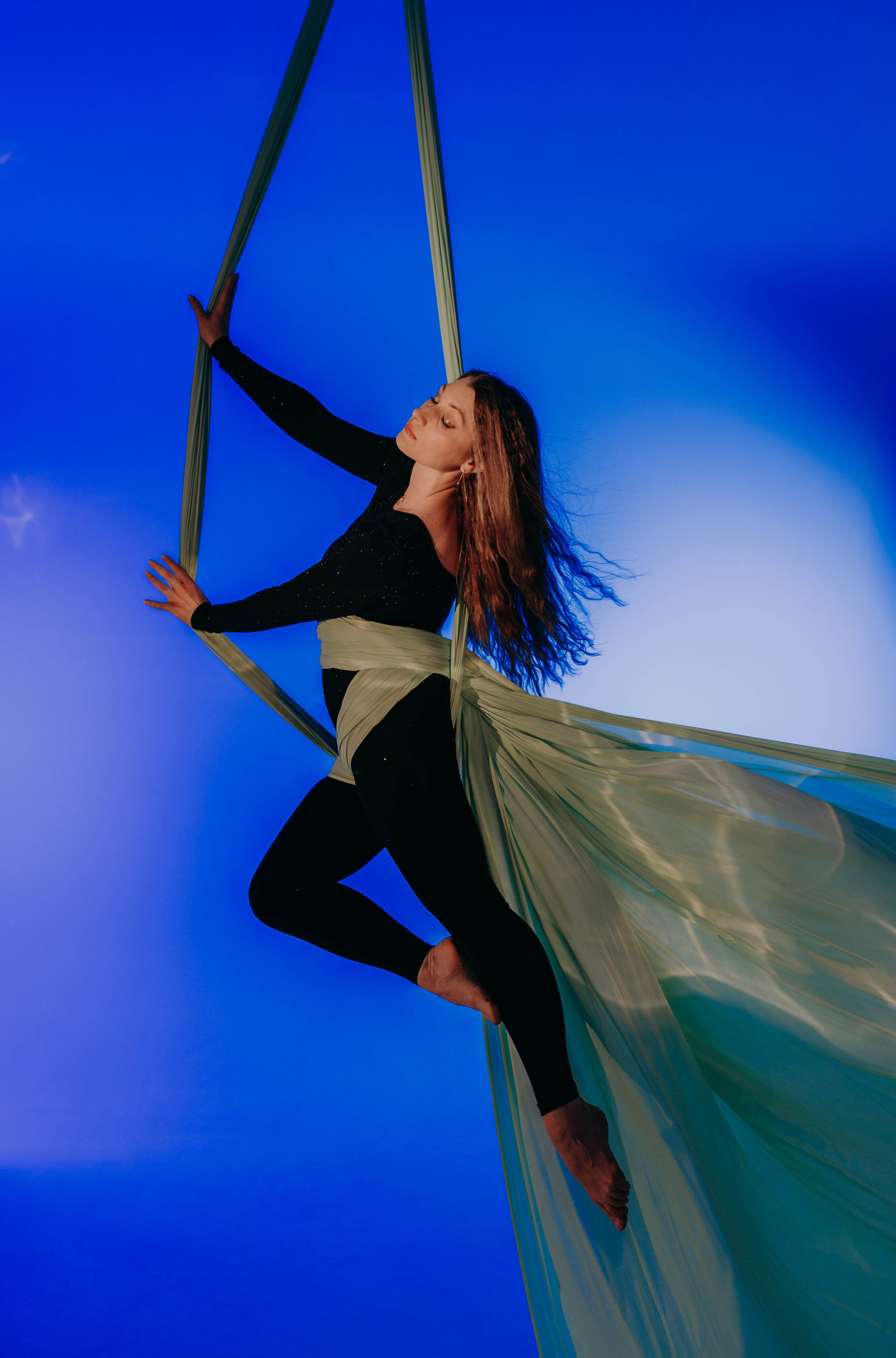 Фотосессия танцоров СПБ, фотосъемка для танцевальной школы Санкт-Петербург, танцевальная фотосессия СПб, фотосъемка танцевального коллектива. Танцевальная студия "Dance stars". Фотосессия с цветным светом СПб.