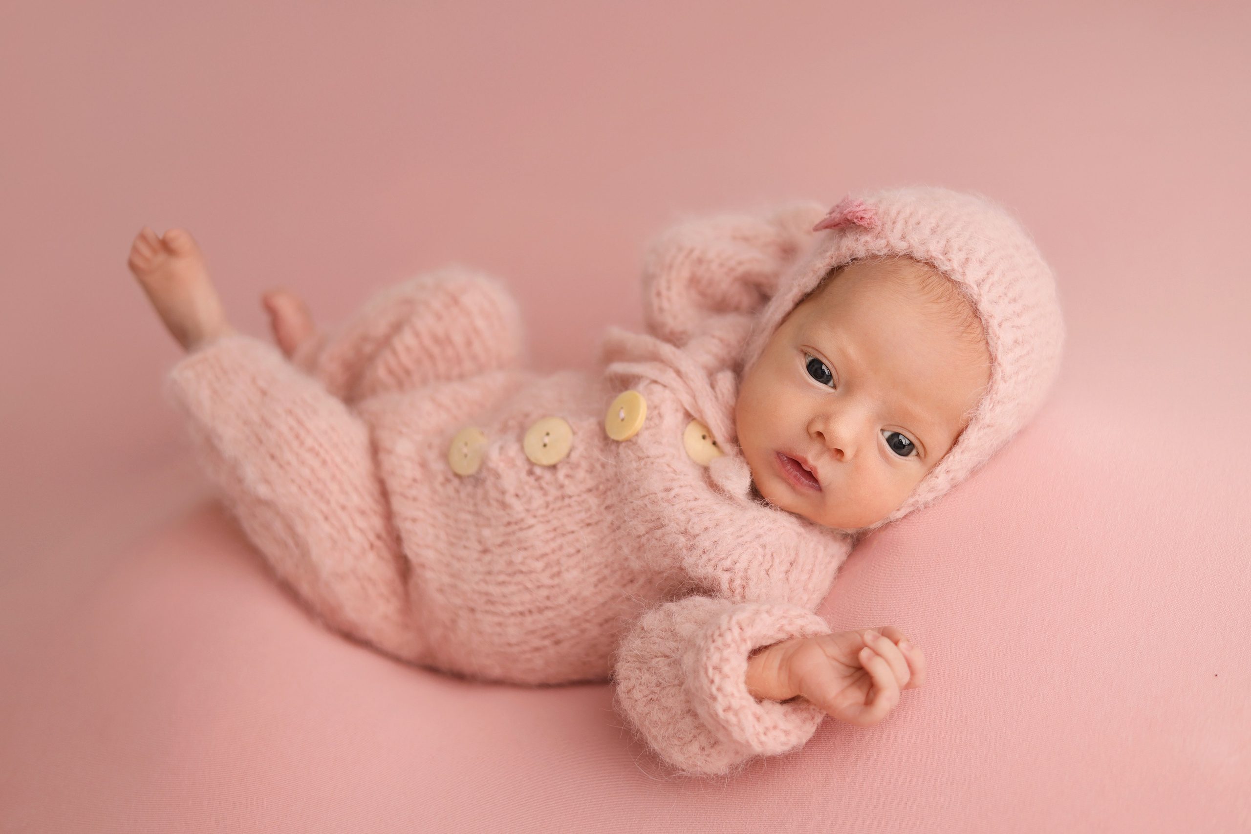 Ньюборн съемка двойняшек в Москве. Фотограф новорожденных Москва. Ньюборн фотограф Москва