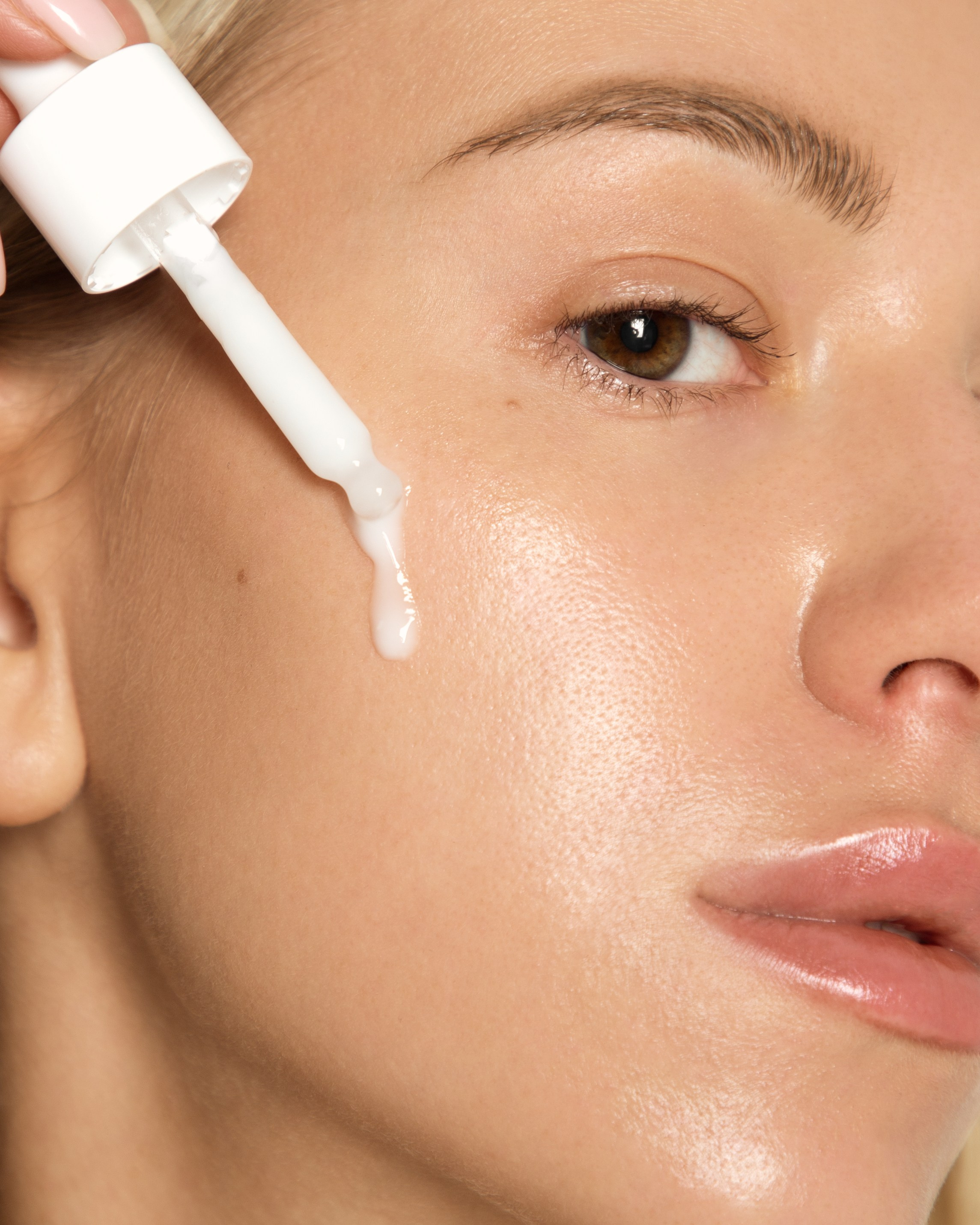 BODYNESS commercial. Anastasia Patshina