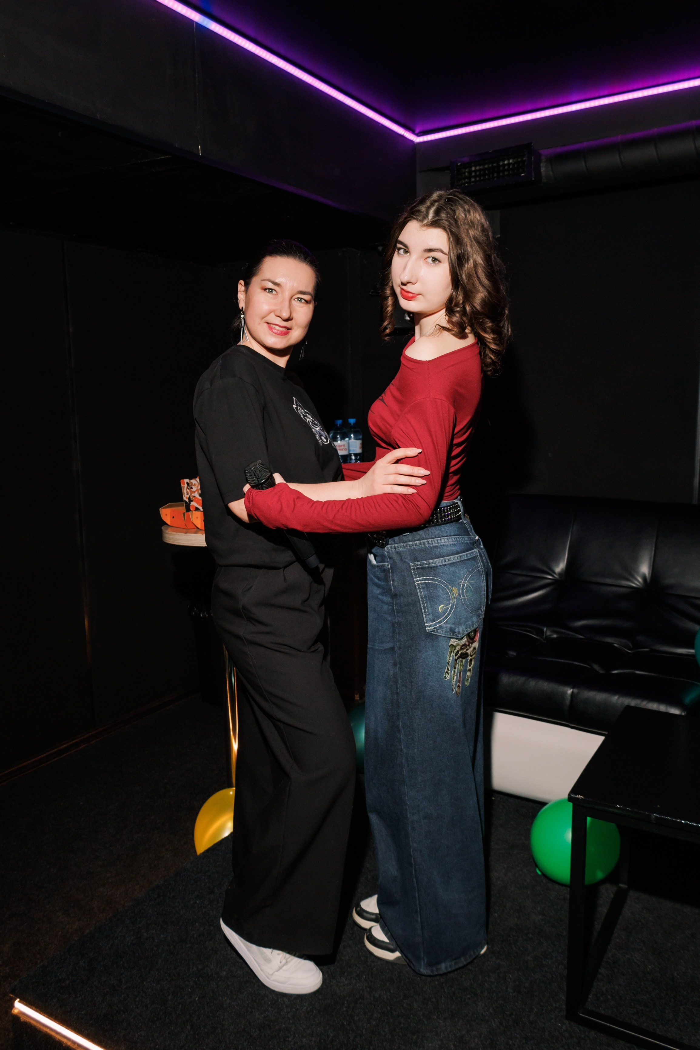 День Рождения в караоке 2. Фотограф в Москве Дмитрий Емельянов