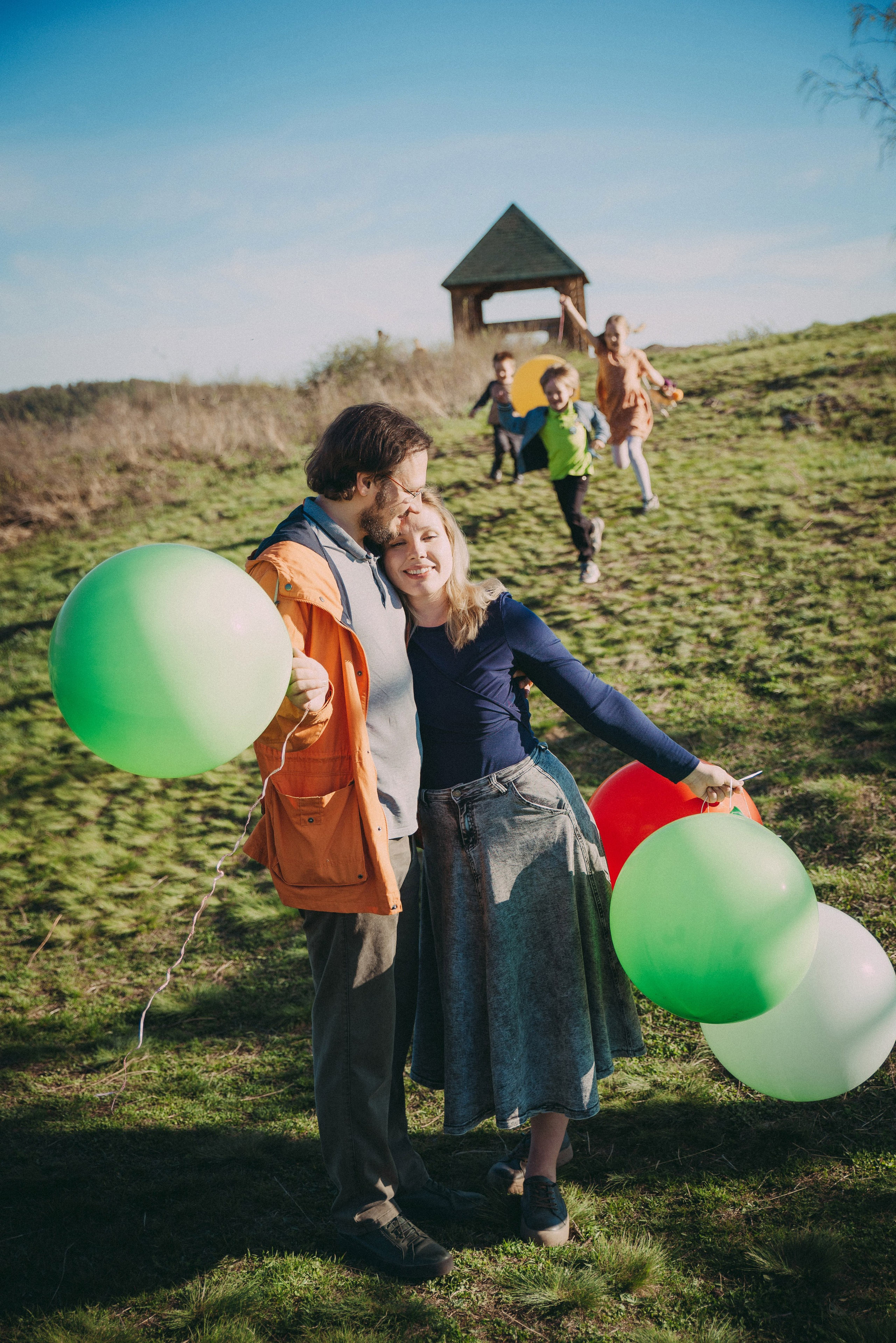 Семейная фотосессия на прогулке. Семейный фотограф в Миассе Ольга Широковская