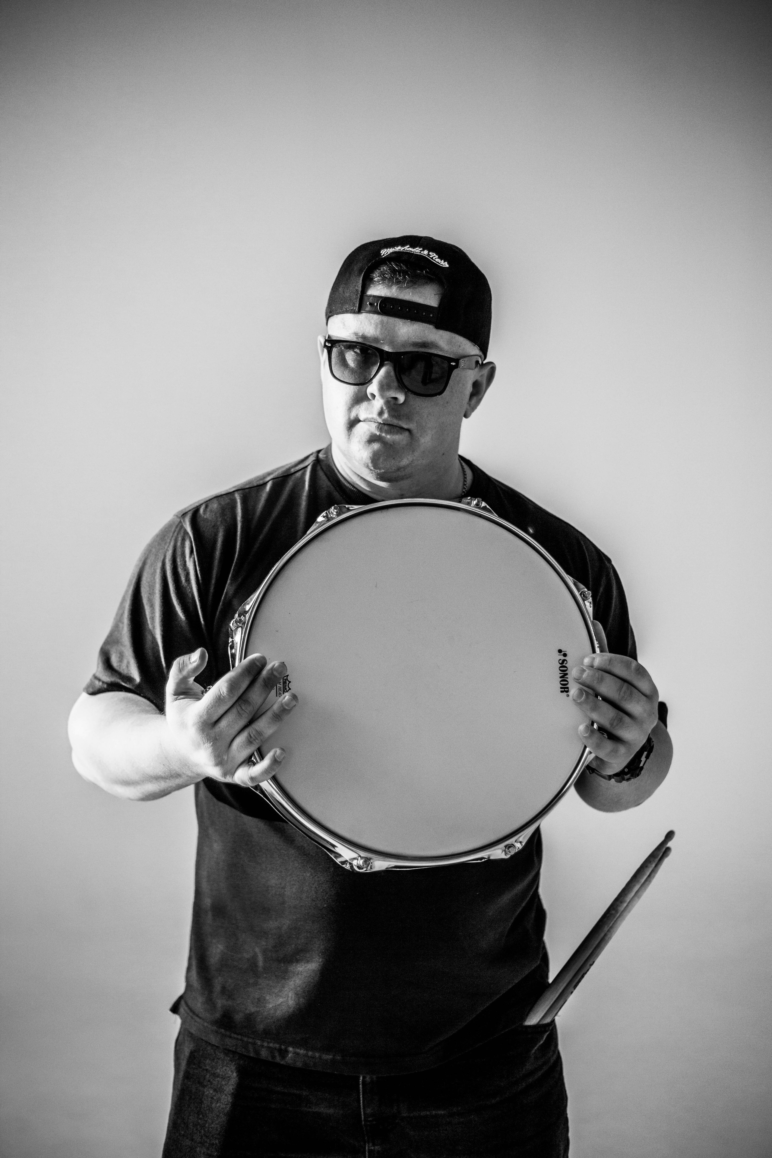 Студия. Уличный фотограф Города N