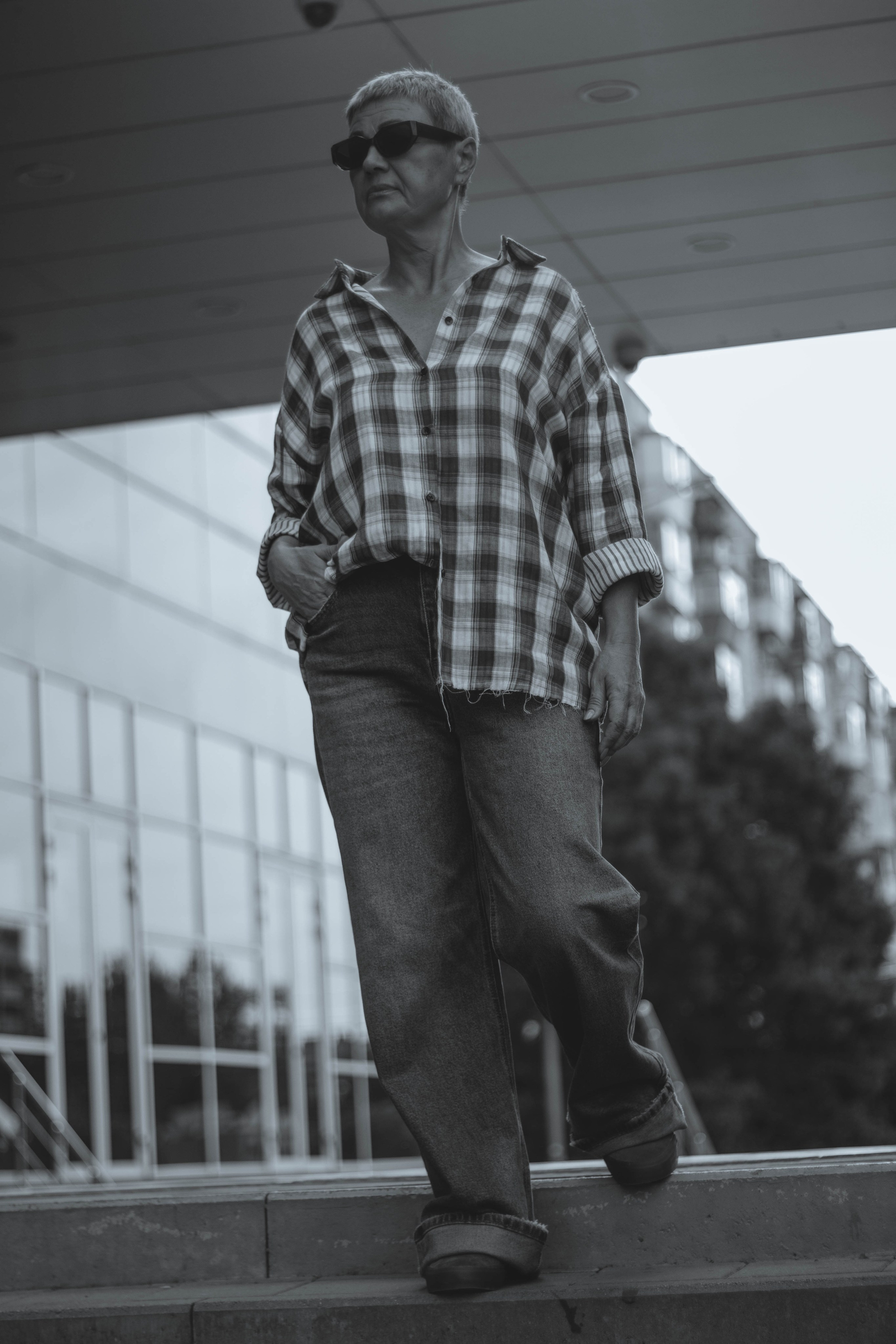 «Она среди улиц: лёгкость и стиль». Уличный фотограф Города N