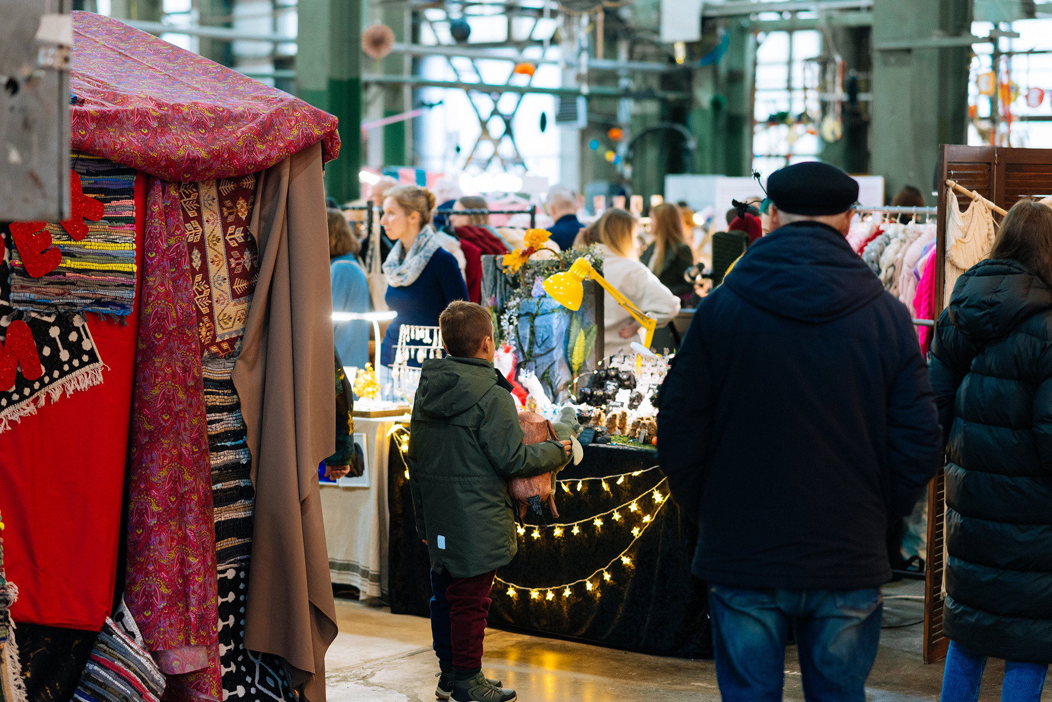 Интеллигентная барахолка. Октябрь 22. Репортажный фотограф в Санкт-Петербурге Анастасия Клёпова