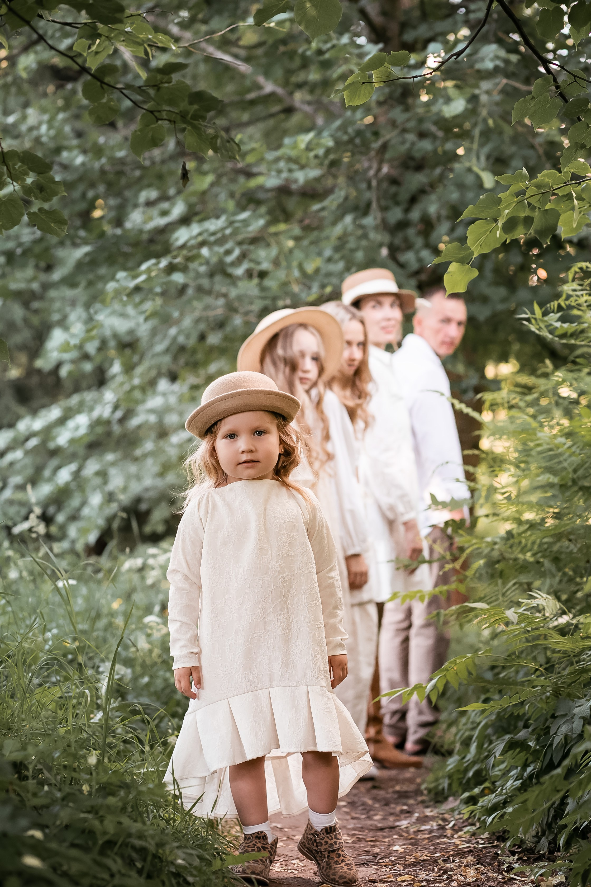 Прогулка в Павловском парке с семьей Елены и Александра. Свадебный и семейный фотограф в Колпино и СПб Юлия Папанова