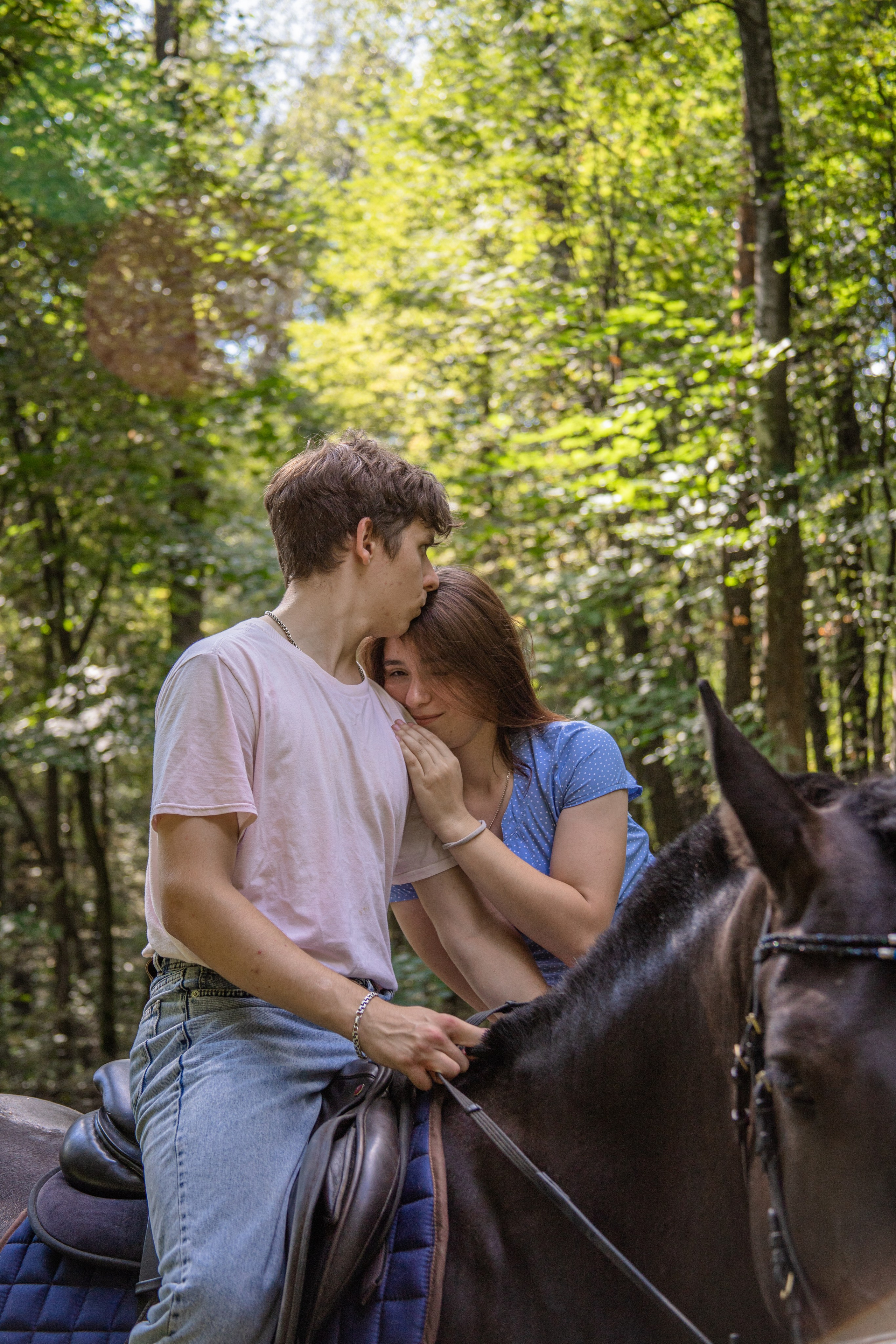 Романтическая прогулка. Фотосессии с лошадьми в Москве и МО