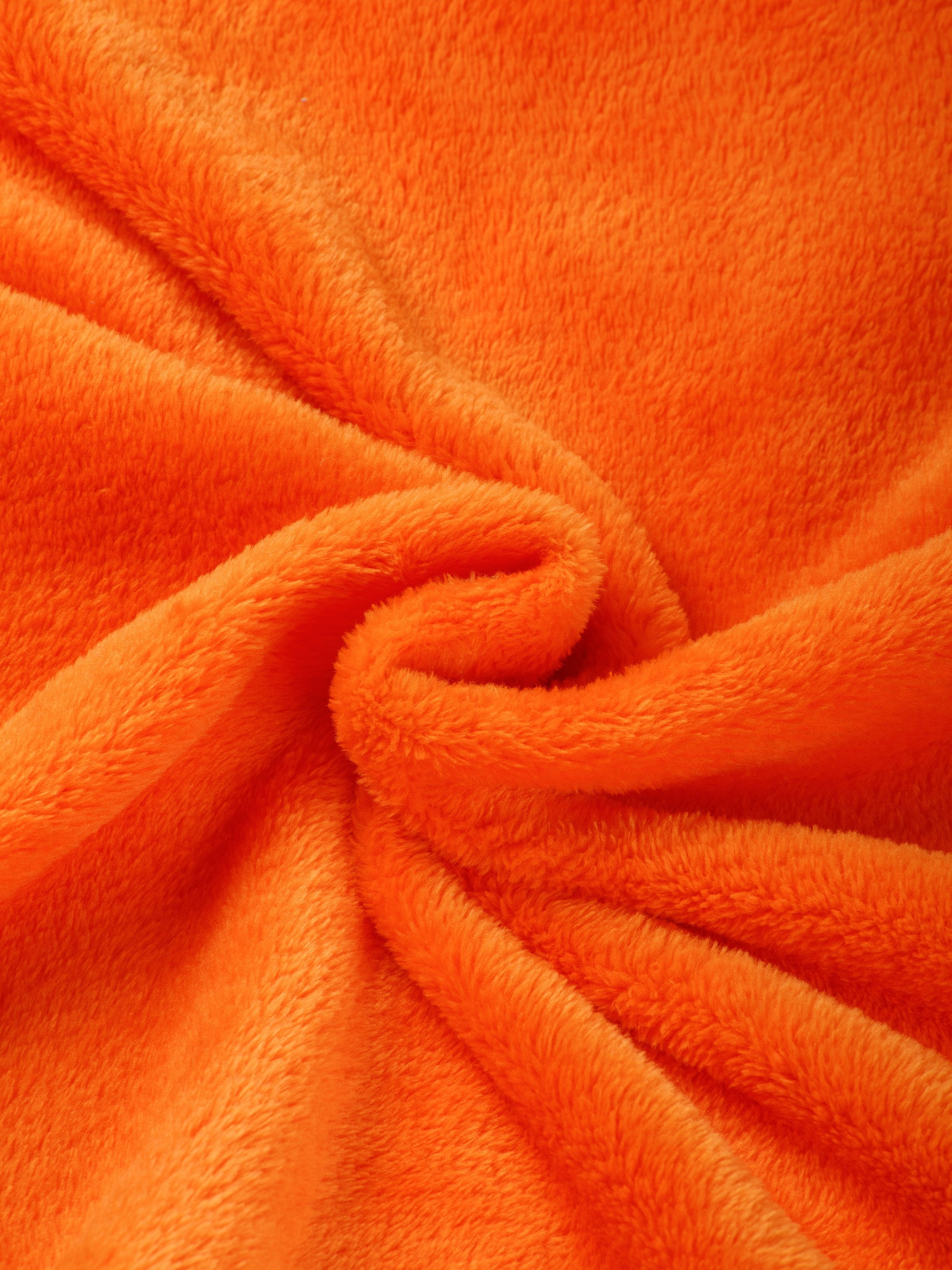 Одежда и изделия из ткани. Предметный фотограф Александр Трузян