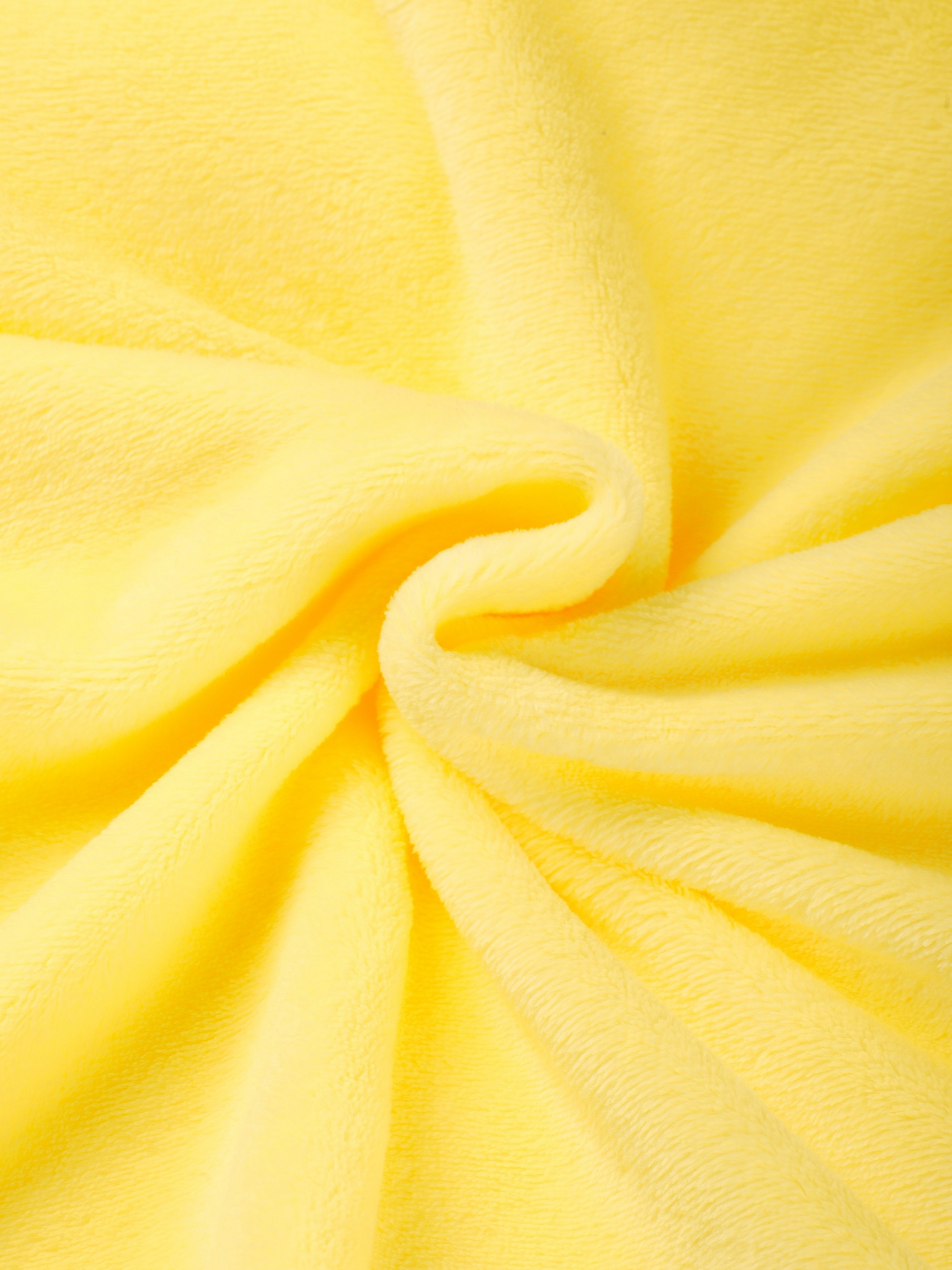 Одежда и изделия из ткани. Предметный фотограф Александр Трузян