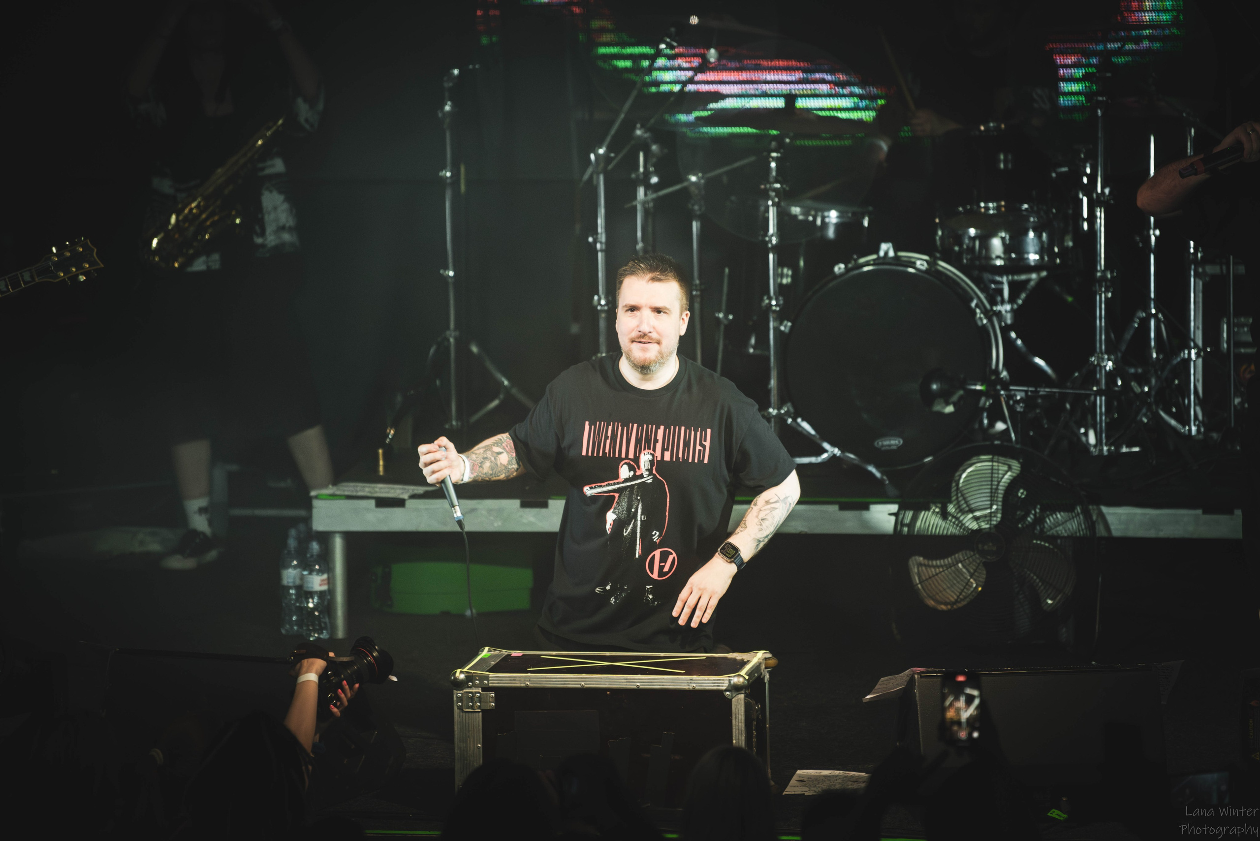 7000$ (29 июня 2025 года, Москва, клуб Урбан). Фотограф Светлана Блинова, Москва и Московская область