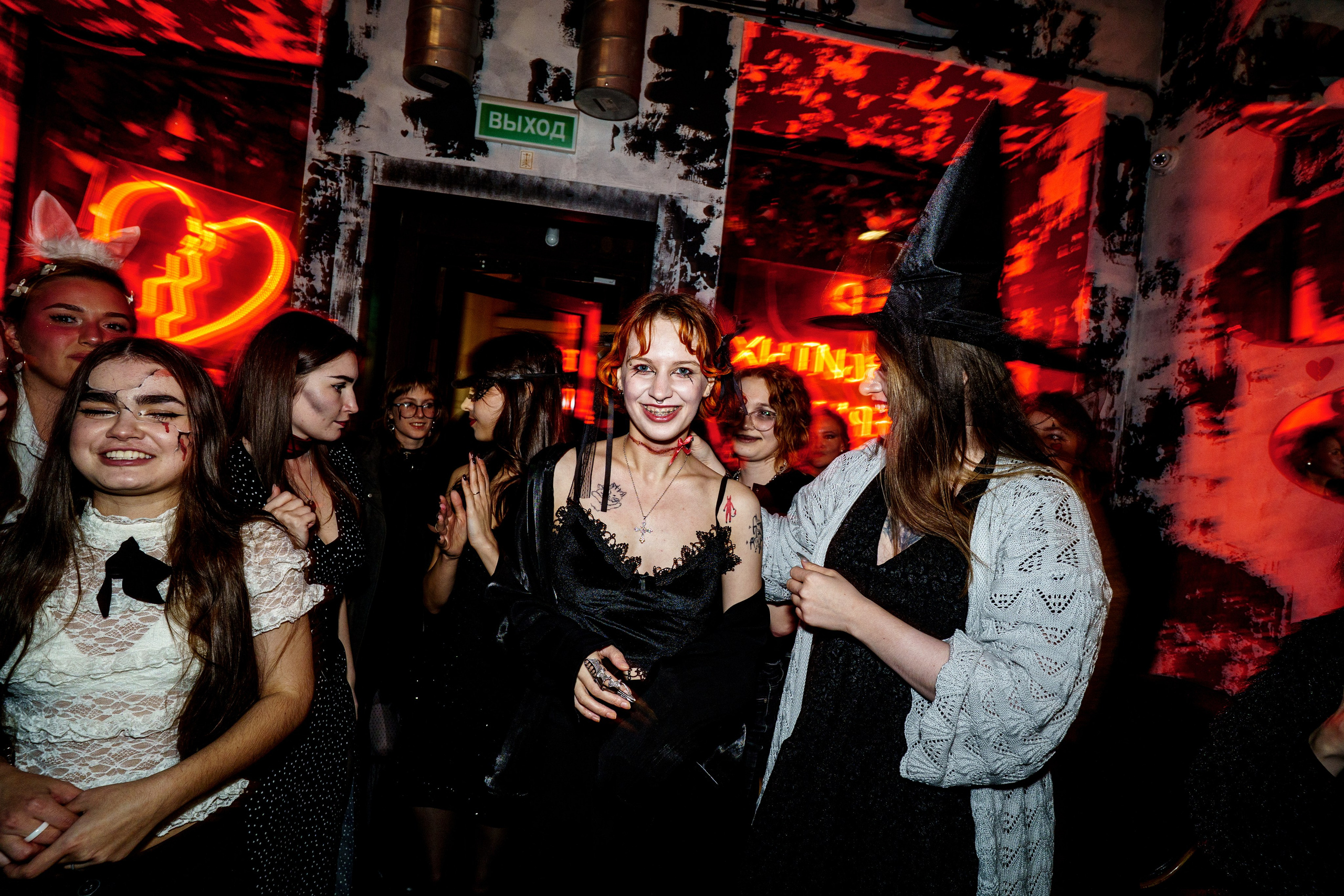 Halloween party. Бар разбитых сердец. Концертный и репортажный фотограф в Санкт-Петербурге Слава Пахомов