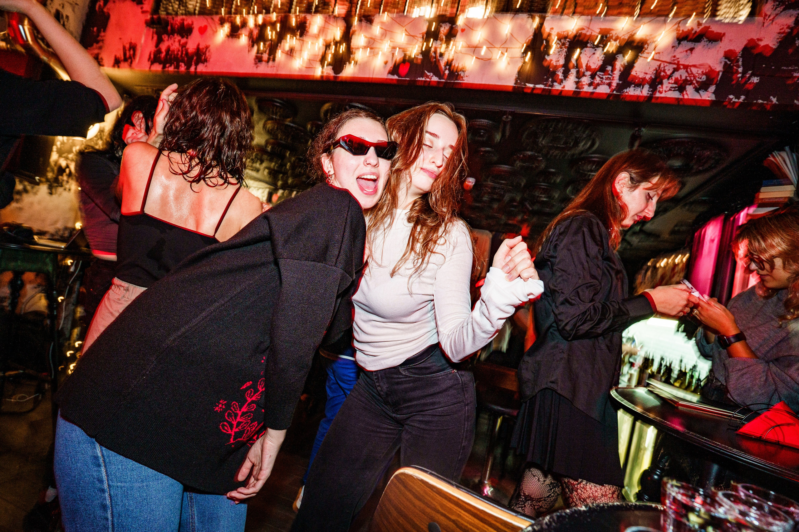 Бар разбитых сердец. Last summer party. Концертный и репортажный фотограф в Санкт-Петербурге Слава Пахомов