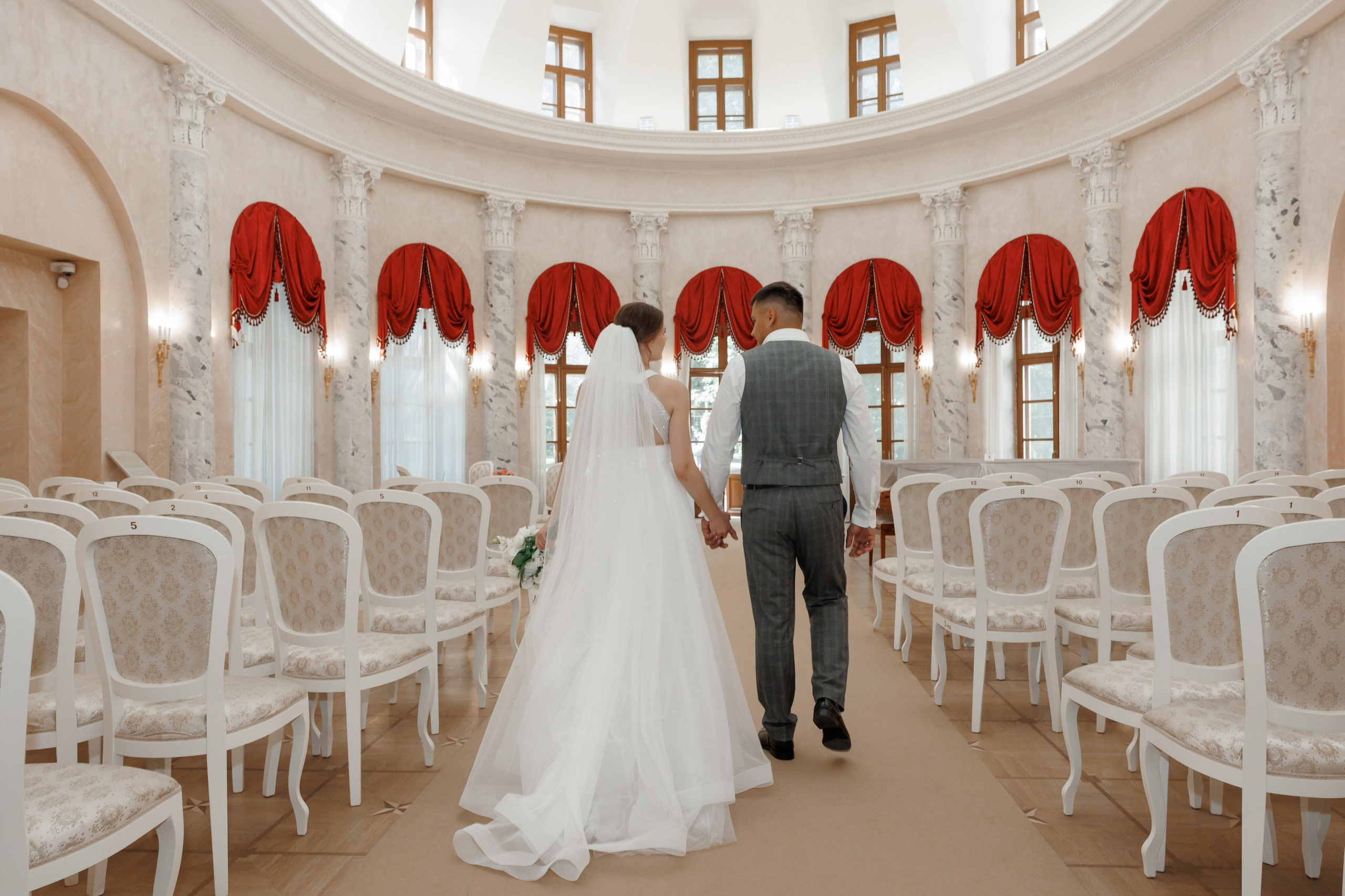 ЗАГС Бутово и Остафьево. Свадебный и репортажный фотограф (Москва, Королев и другие)