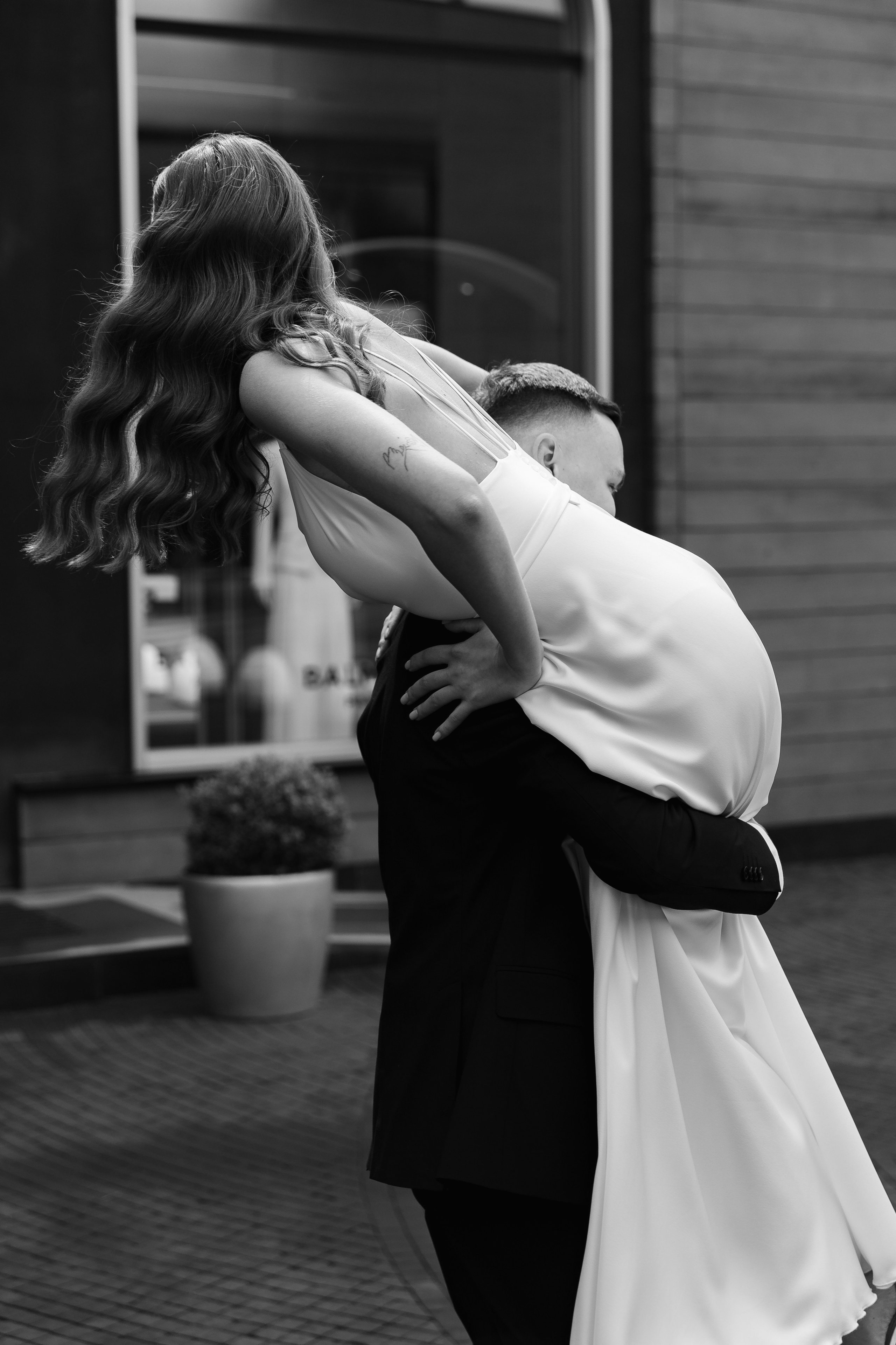 23.07.2024. RETOUCH-HOUSE