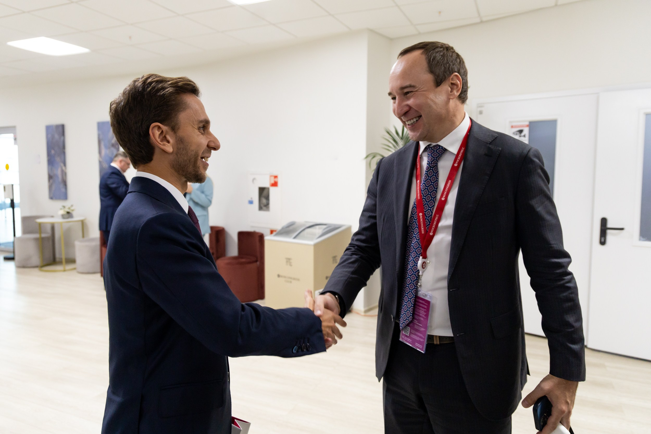 Почта банк. Репортажный и студийный фотограф во Владивостоке Дударева Софья