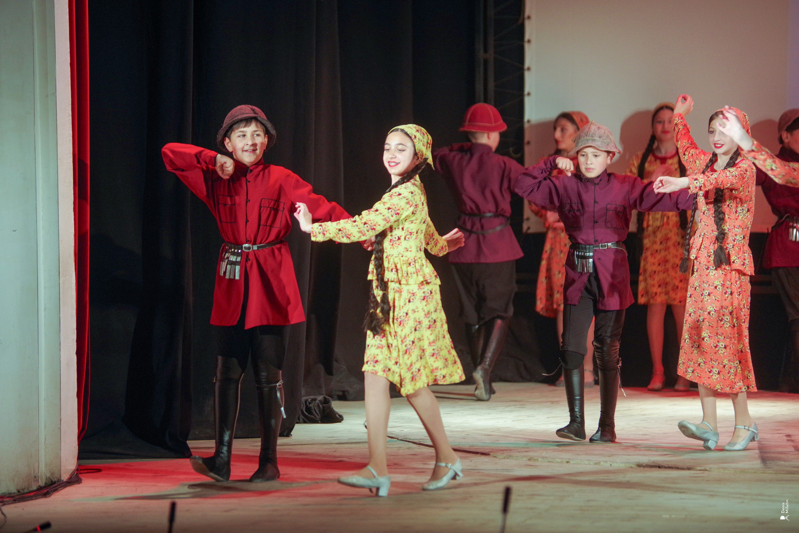 Танцы в прекрасном Они. Портретный фотограф Денис Милютин