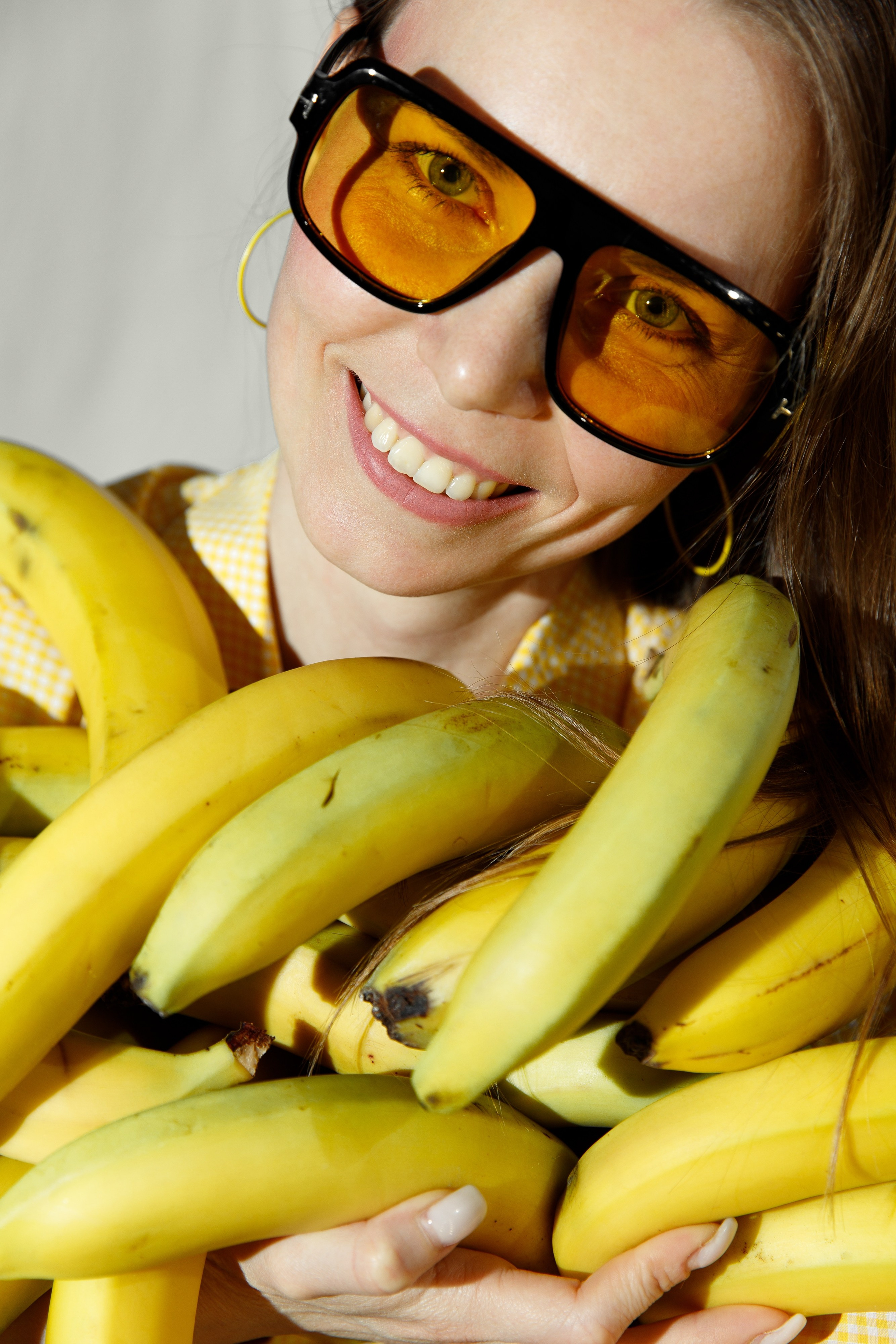 Кристина в желтом