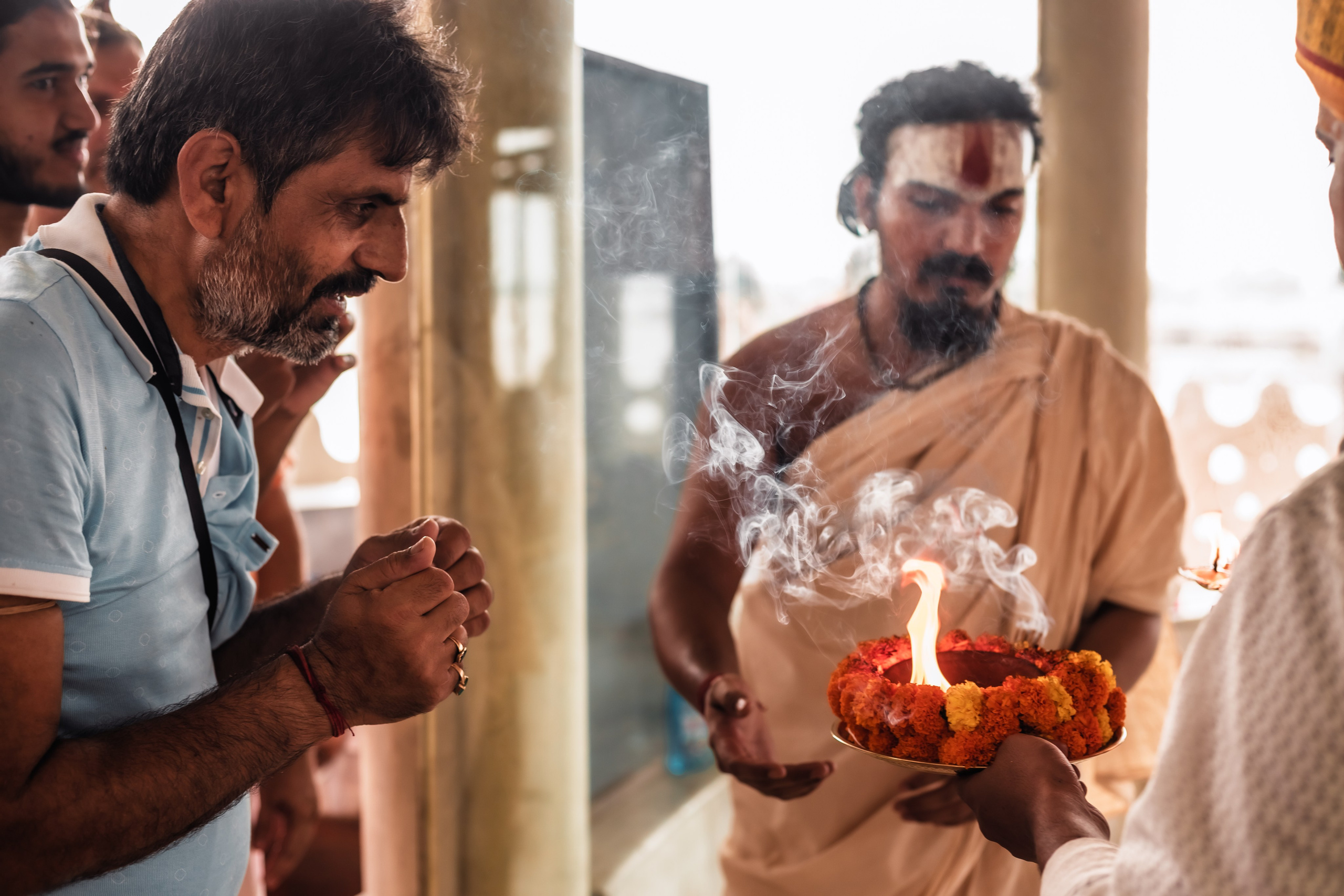Abhisheka Devraha Baba on Sri Devdas ji maharaj bd. Mariam Bagdasaryan