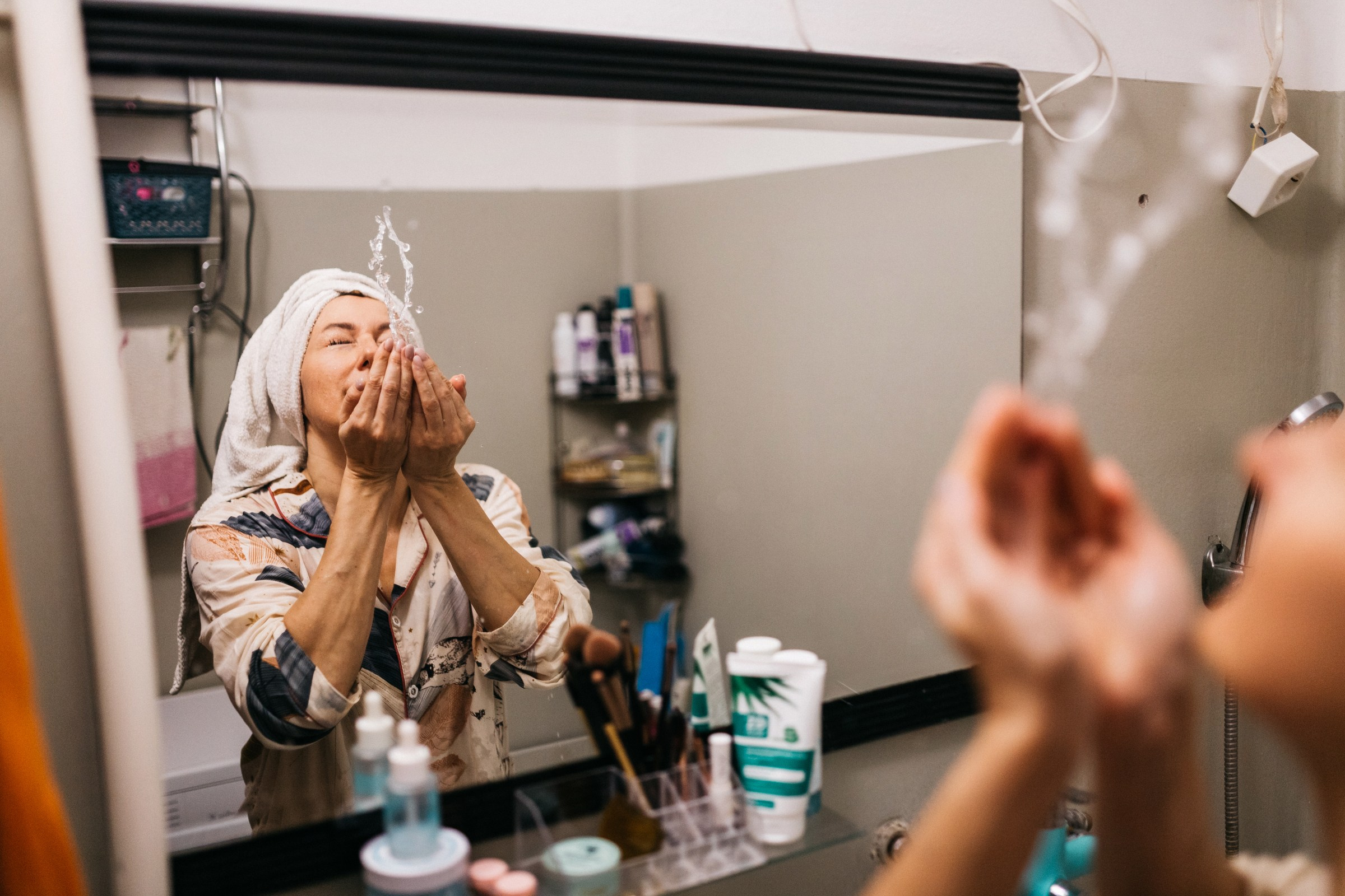 Домашний лайфстайл (утро). Ирина. Июнь 2025. Фотограф Пермь. Свадьбы. Семья и дети, школа, д. сад. Фотокниги