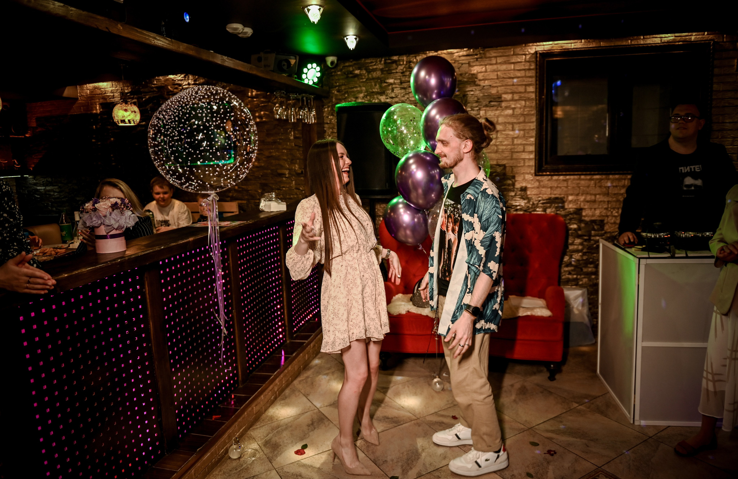 День рождения. Свадебный, семейный, детский, контент фотограф в Омске Максим Ильин