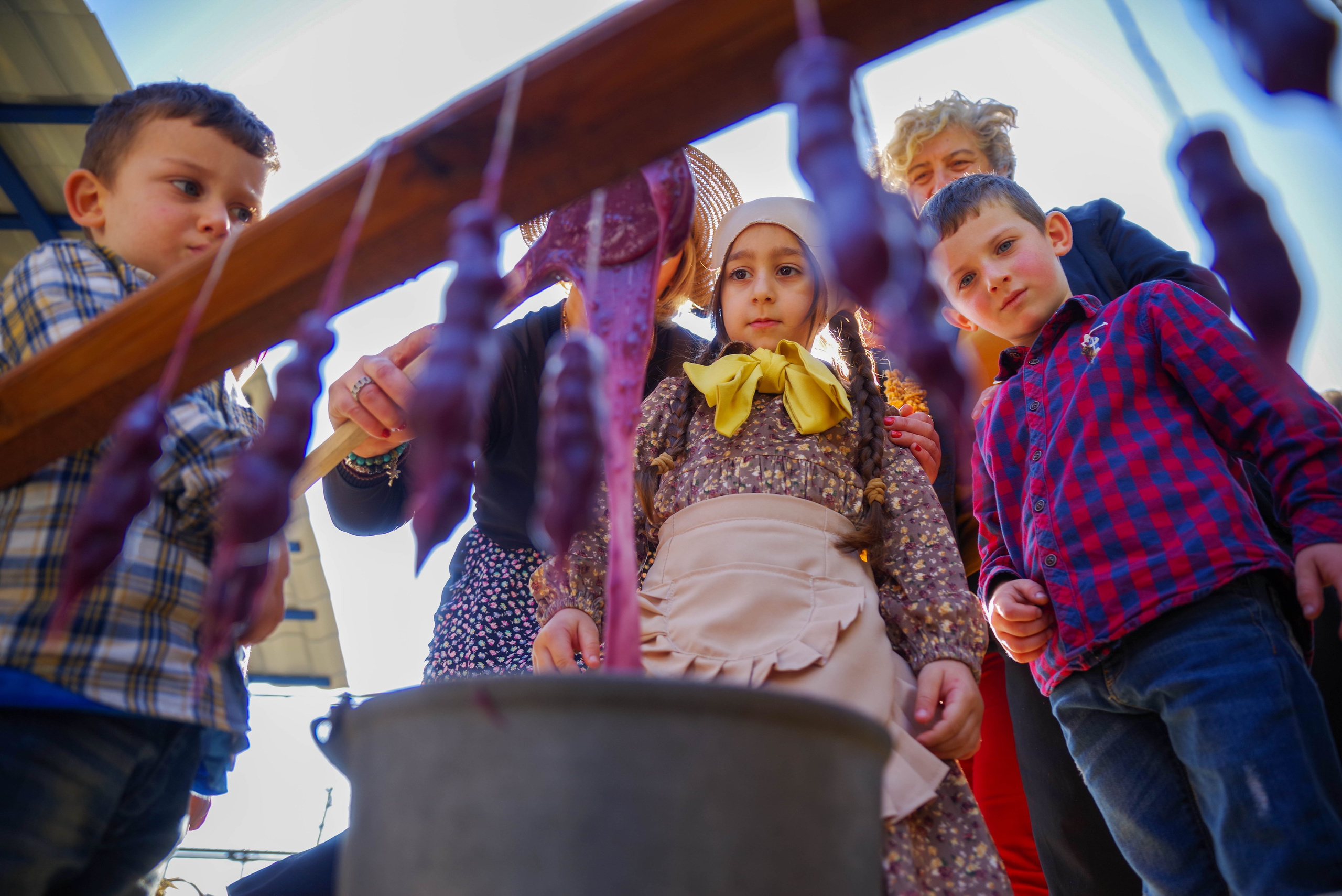 Детский сад в Менджи. Портретный фотограф Денис Милютин