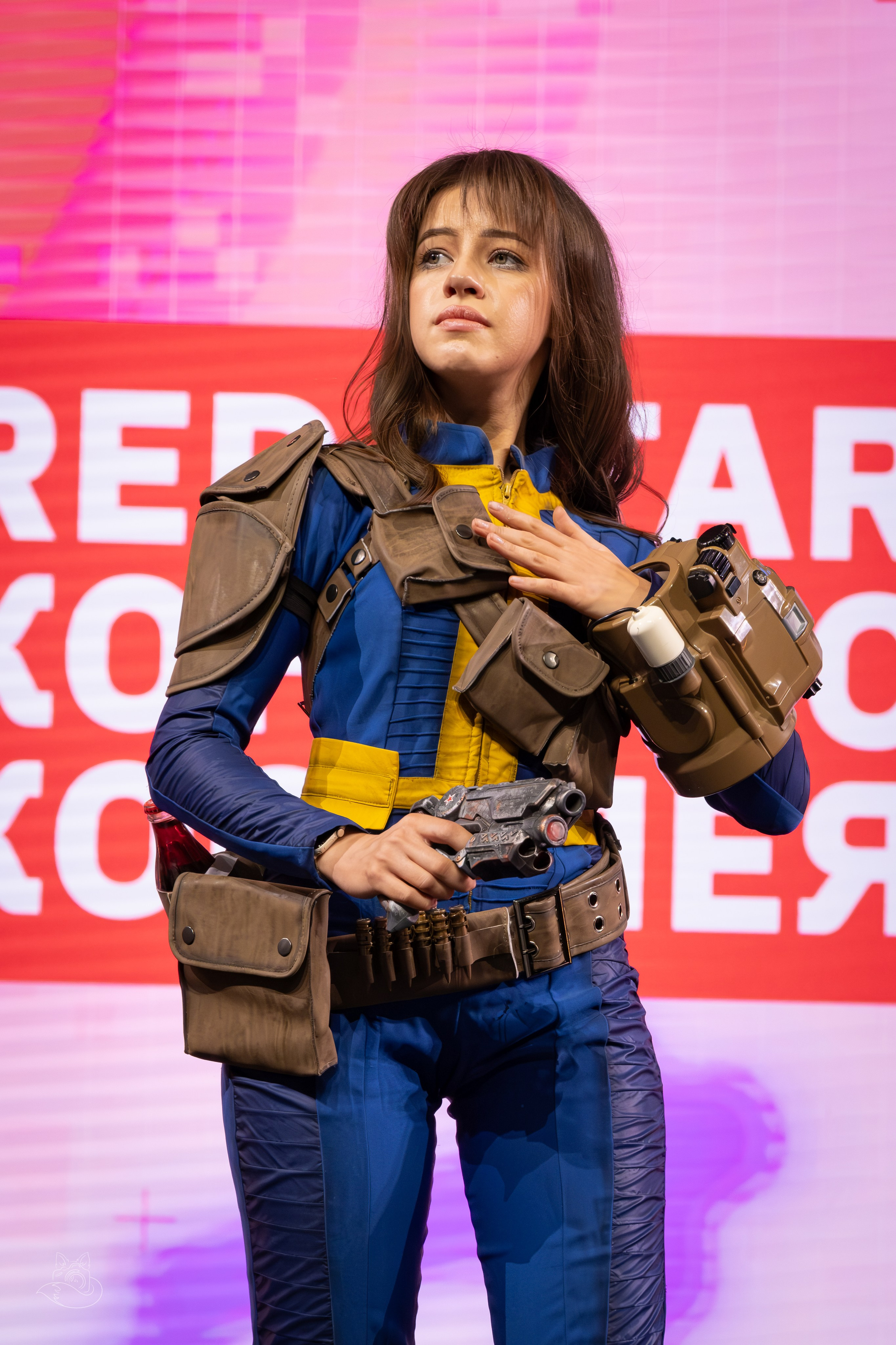 Сцена РЭД ЭКСПО 2024. Косплей фотограф