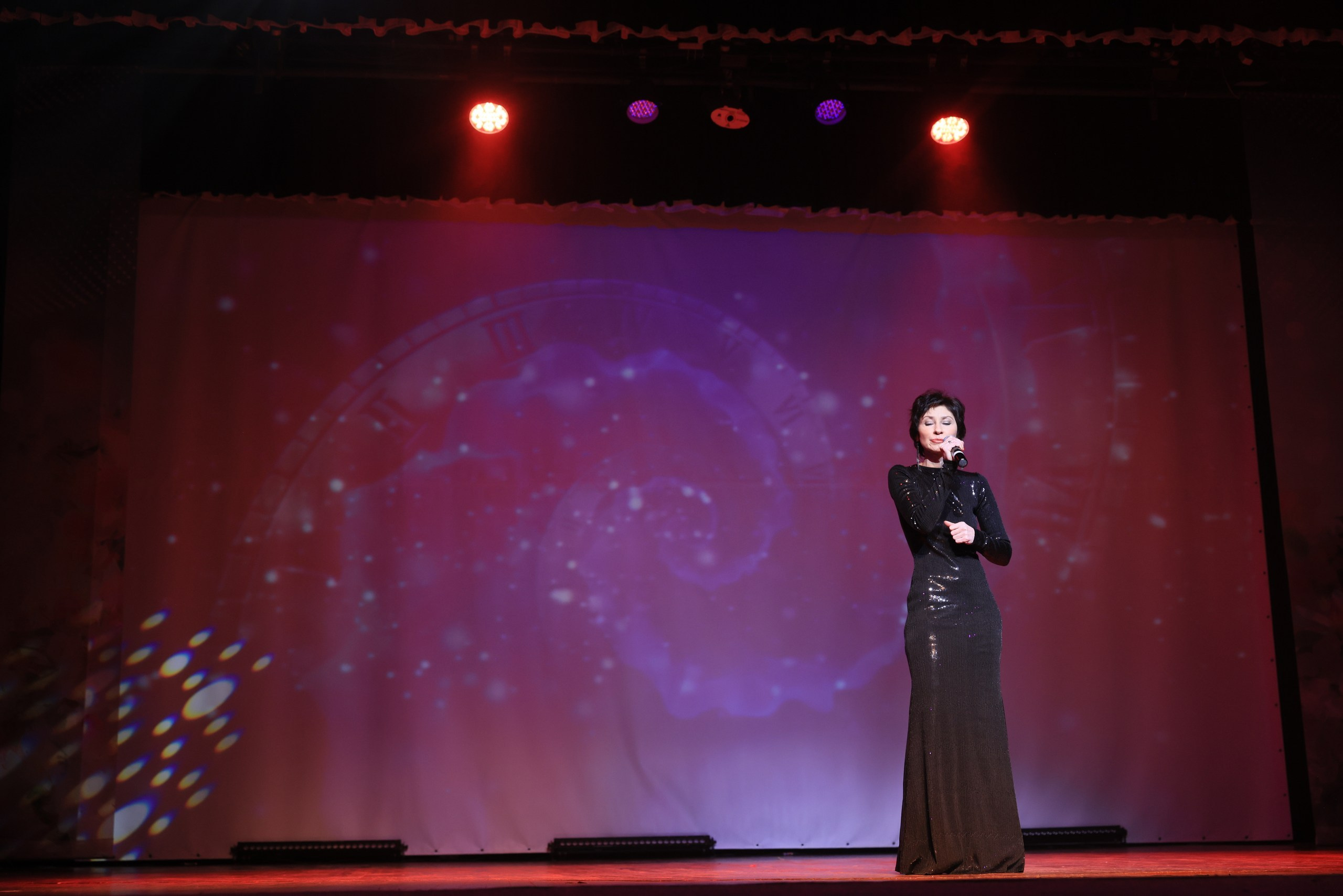 Концерт к 8 Марта в ДК «Металлург» г. Тула. Фотограф в Туле Крупский АнДРей. Фотостудия «КАДР71» в Туле