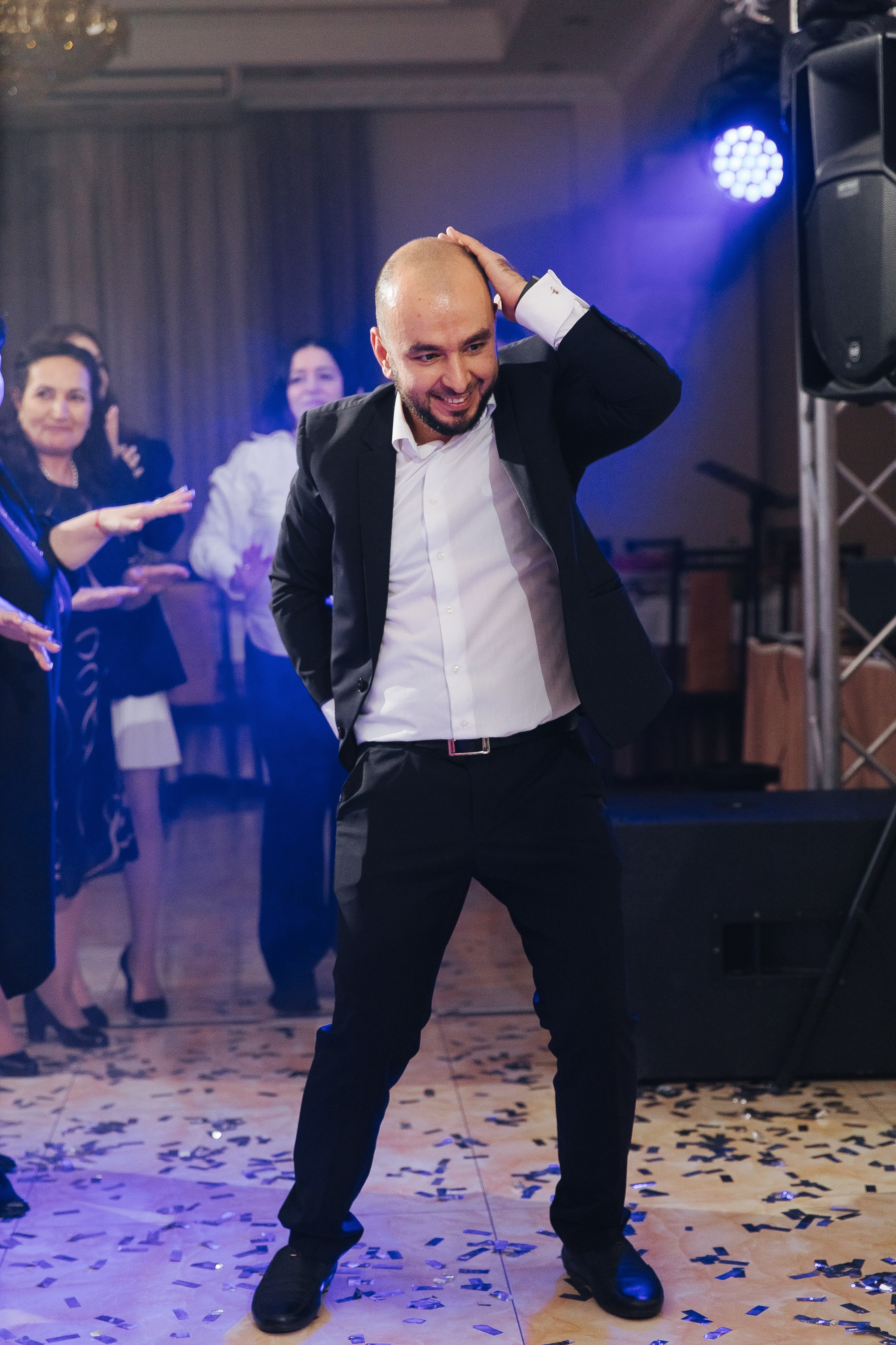 Ани и Назели. 35&5 День рождения, «Янтарь». Фотограф в Красноярске Надежда Воскресенская