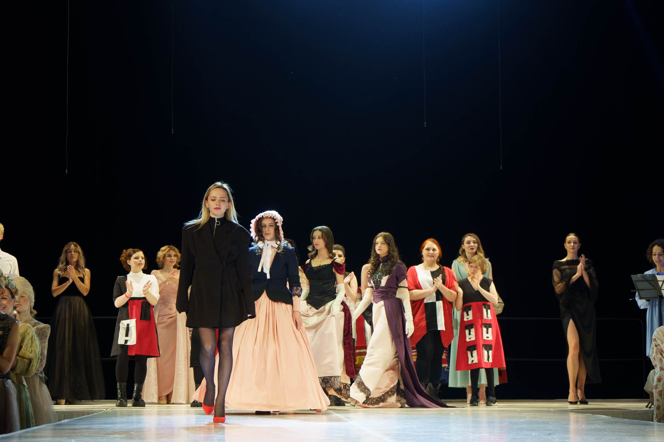 Дефиле. Фотограф/ видеограф Катя Ильина Калуга