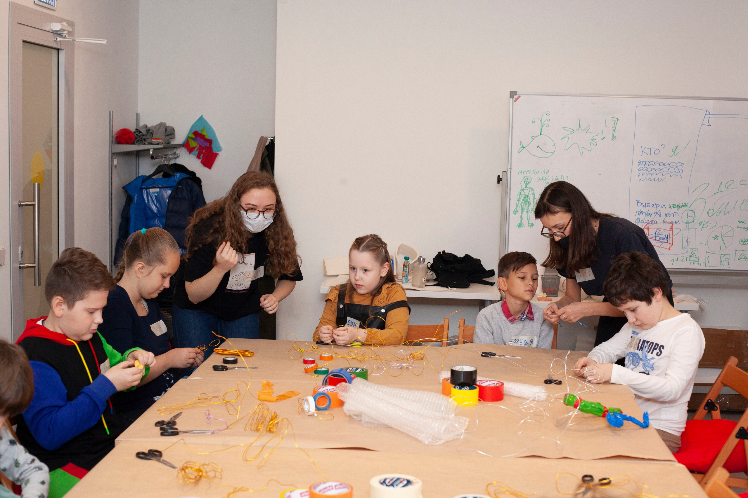 Детский мастер-класс в ММОМА. Stanislav Baryshev — People. Emotions. Atmosphere