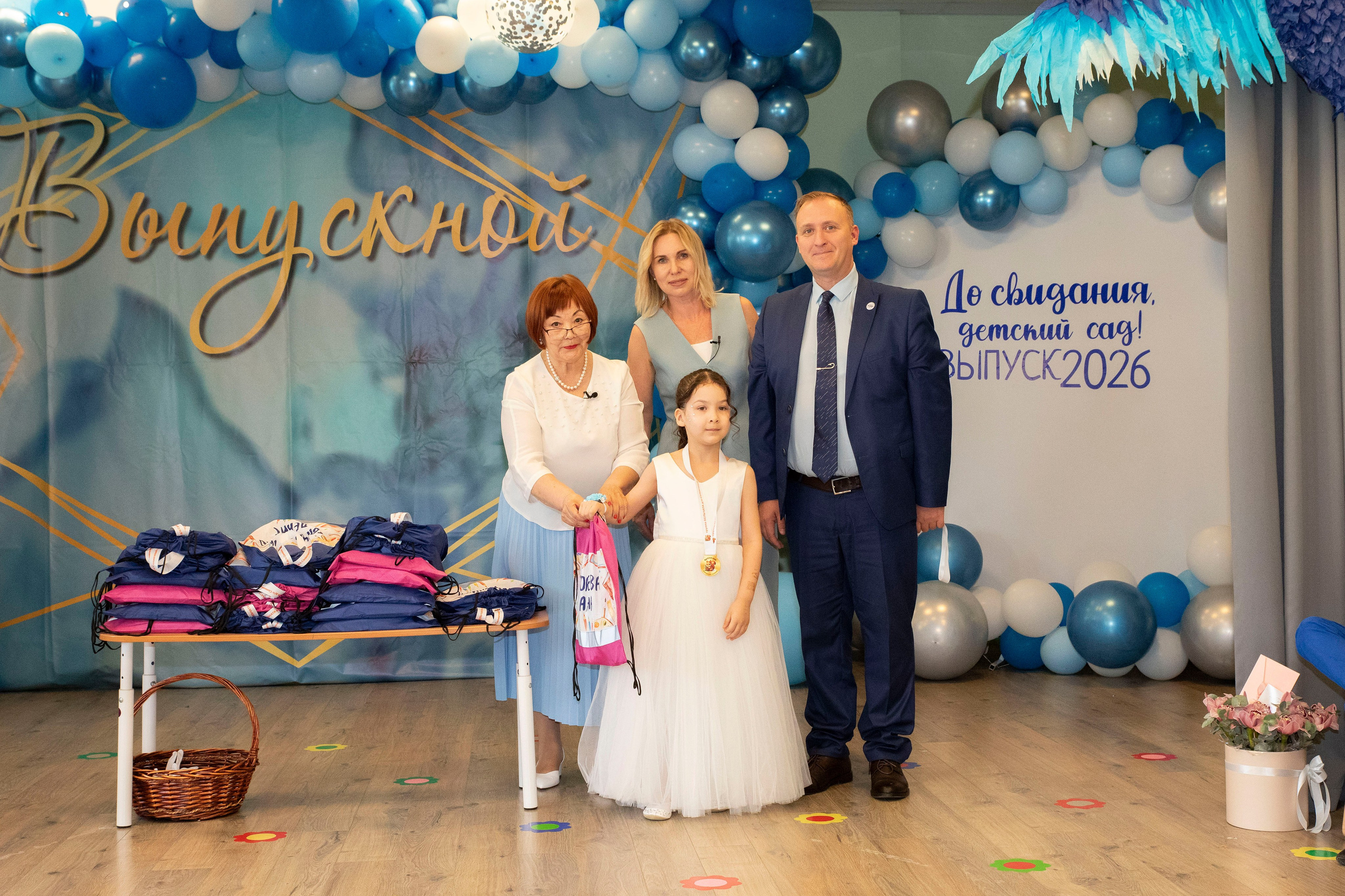 Выпускной 2026 Группа «Бельчата», Детский сад «Солнечный город» № 727. Профессиональный фотограф в Москве | Заказать фотосессию и съемку
