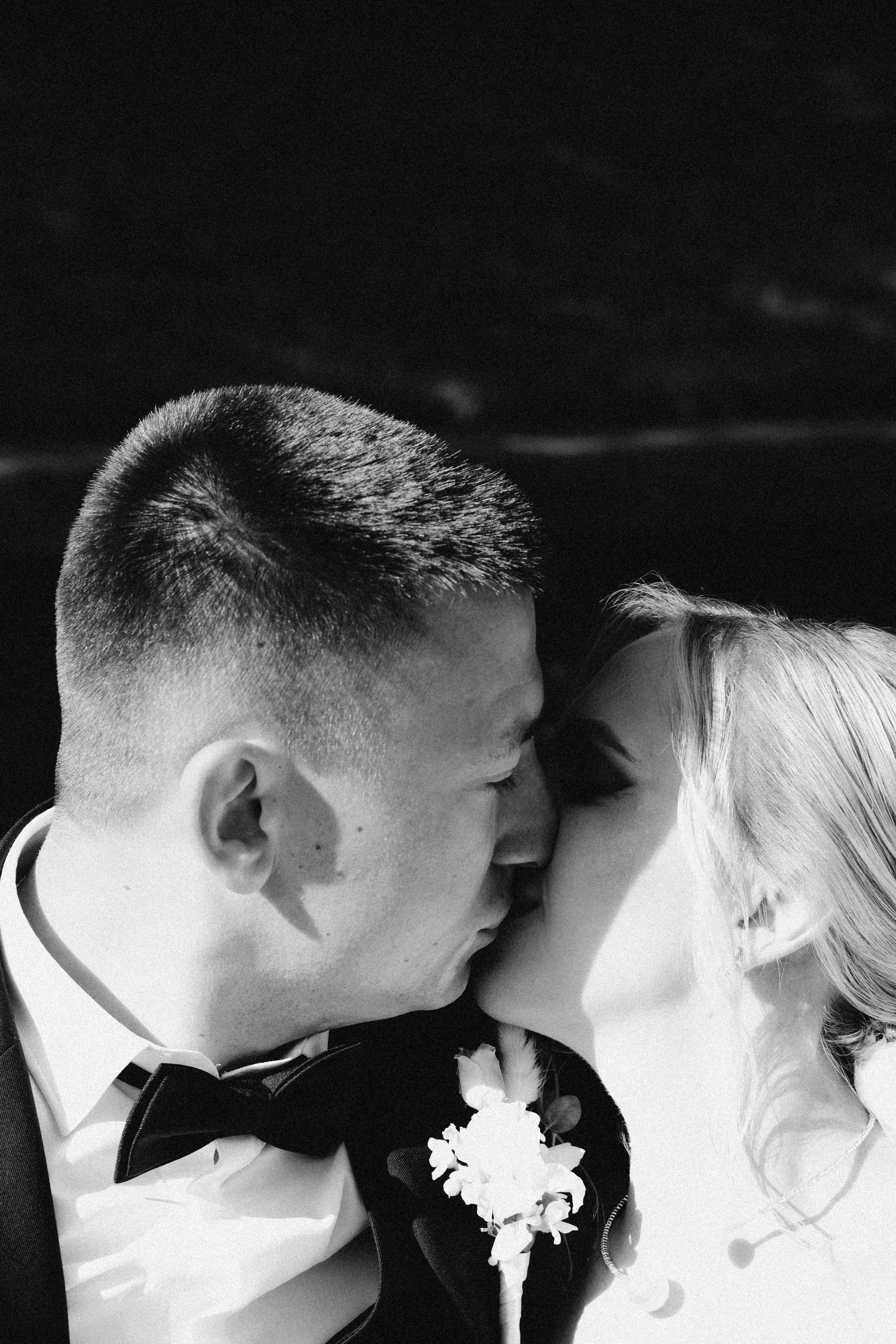 СВАДЕБГНАЯ ПРОГУЛКА ПО КАНАЛ САНКТ-ПЕТЕРБУРГА НА КАТЕРЕ. Профессиональный фотограф, Санкт-Петербург — Виктория Богомолова