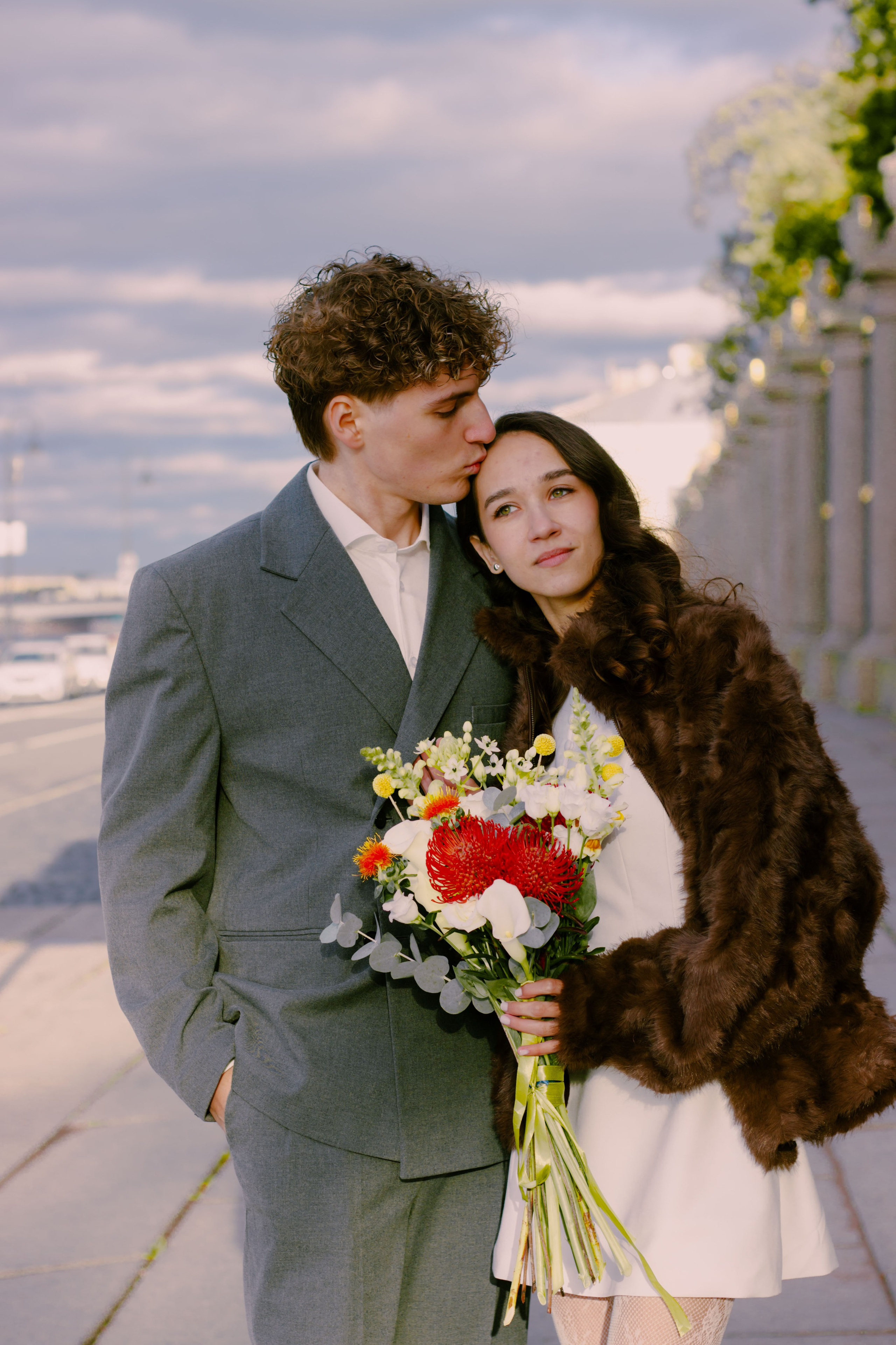 Свадебная прогулка. Юля Мурашова портретный и документальный фотограф