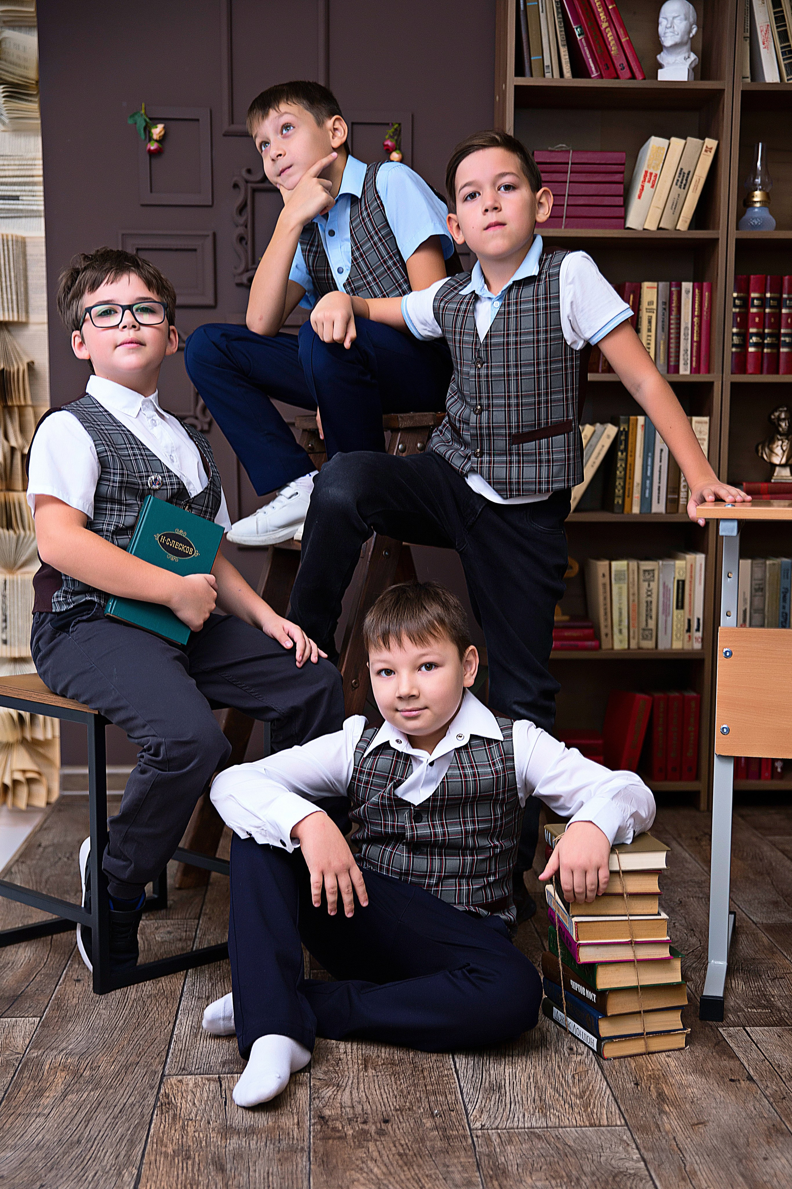 Выпускные фотосессии. Детский школьный фотограф в Кемерово Зиновьева Екатерина