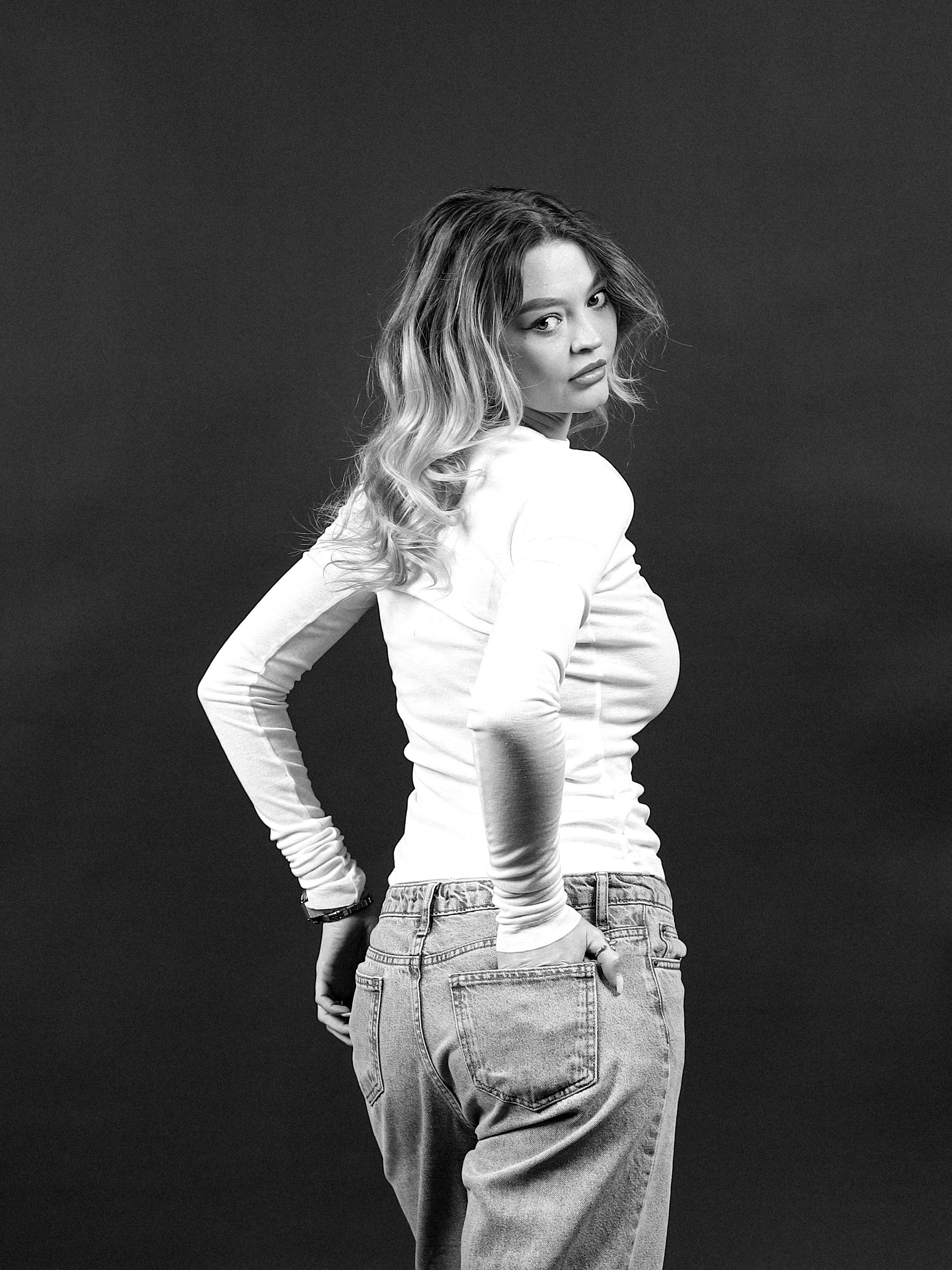 Дарья и Анна. Фотостудия без фотографа Чехов. Первая студия автопортрета в Чехове