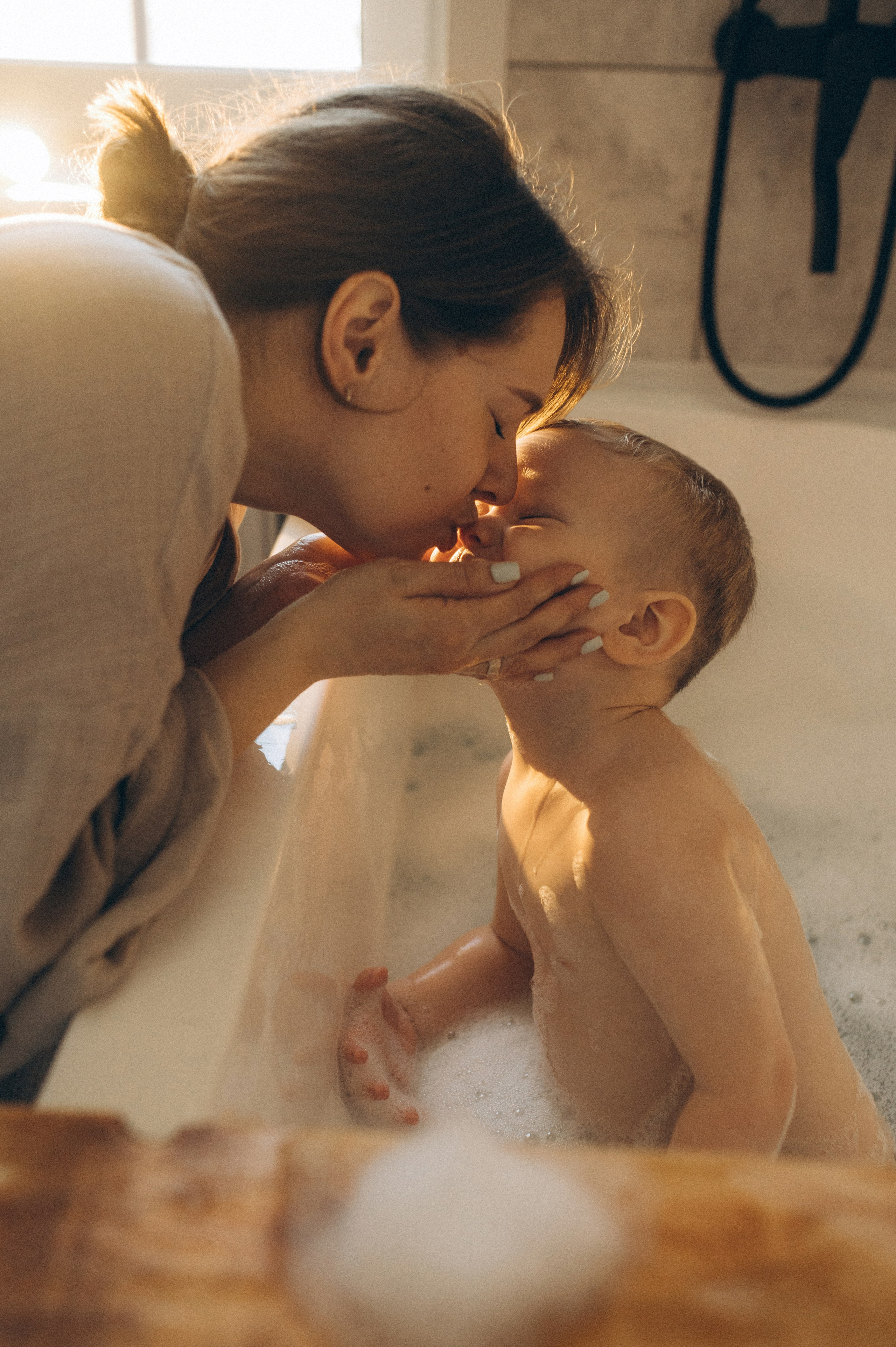 Съемка купания ребенка. Семейный фотограф в Новосибирске Женя Индрикова