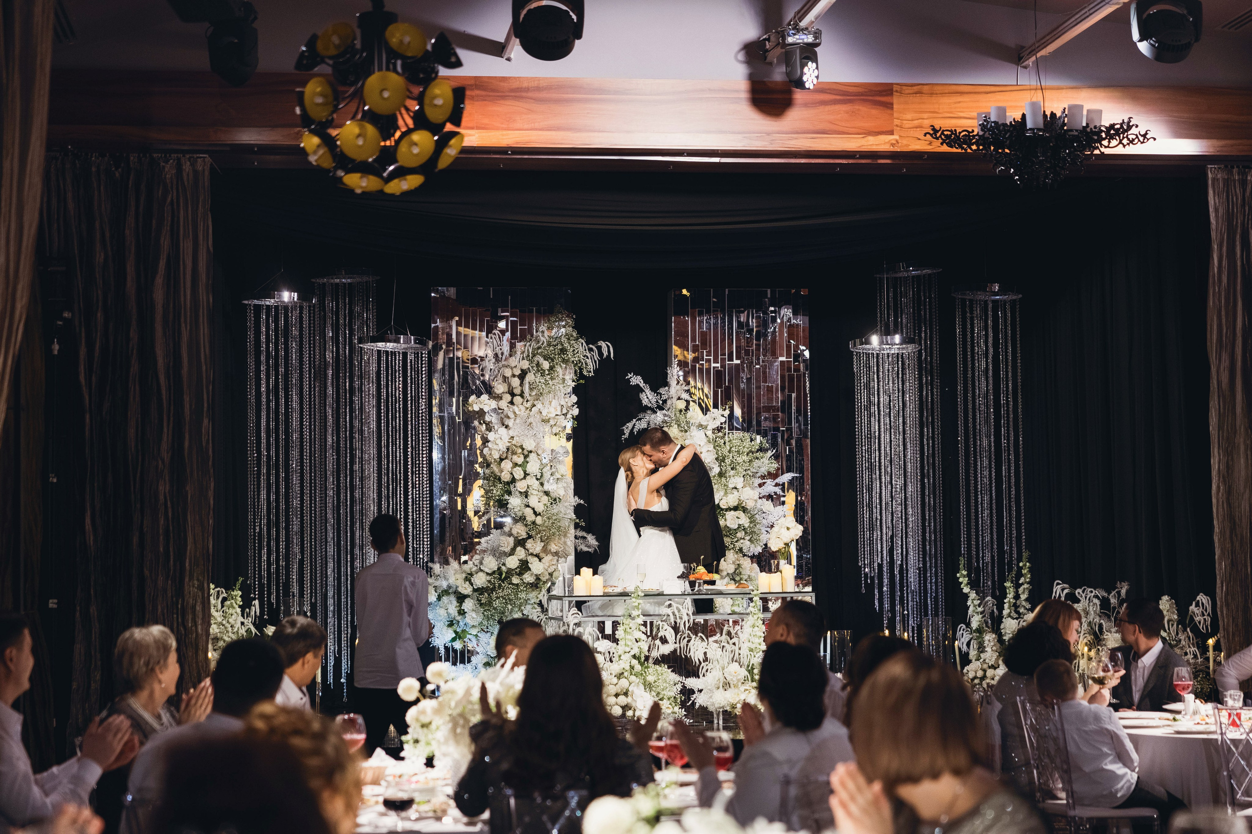 Ян и Екатерина (Дали Хол). Свадебный и семейный фотограф в городе Сургуте Стерликова Светлана
