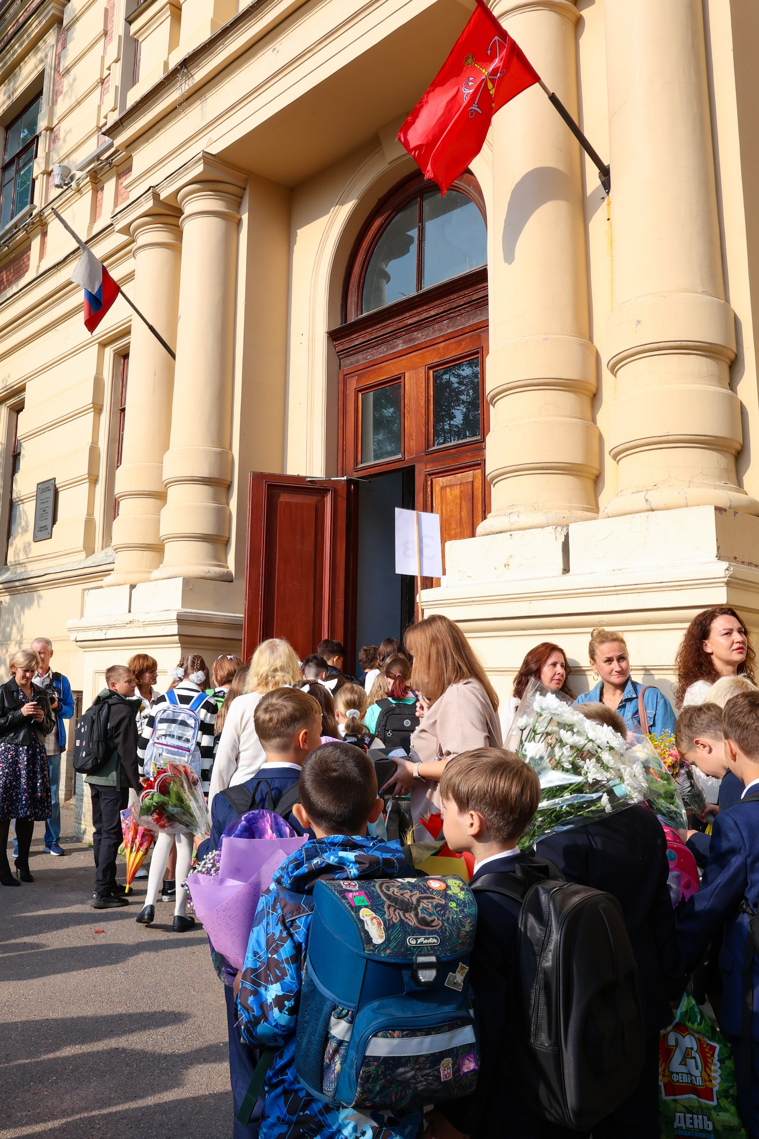 1 сентября в школе № 500. Фотограф Дарья Попова