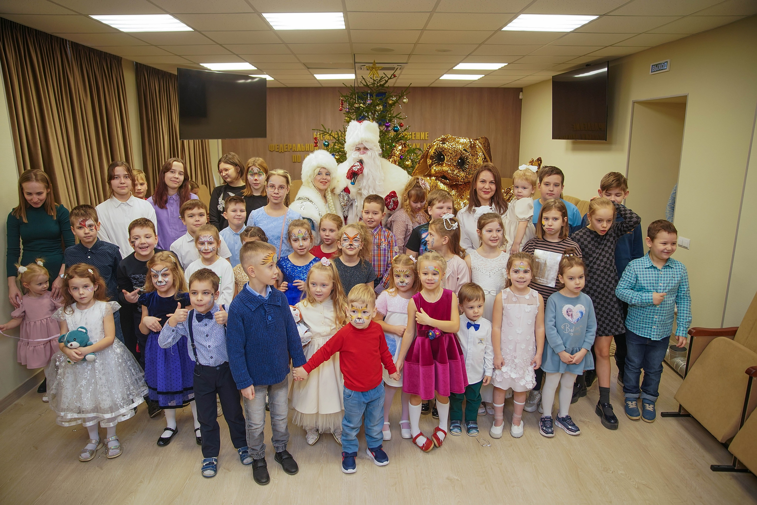 Елка НБД банк. Семейный и детский фотограф в Нижнем Новгороде