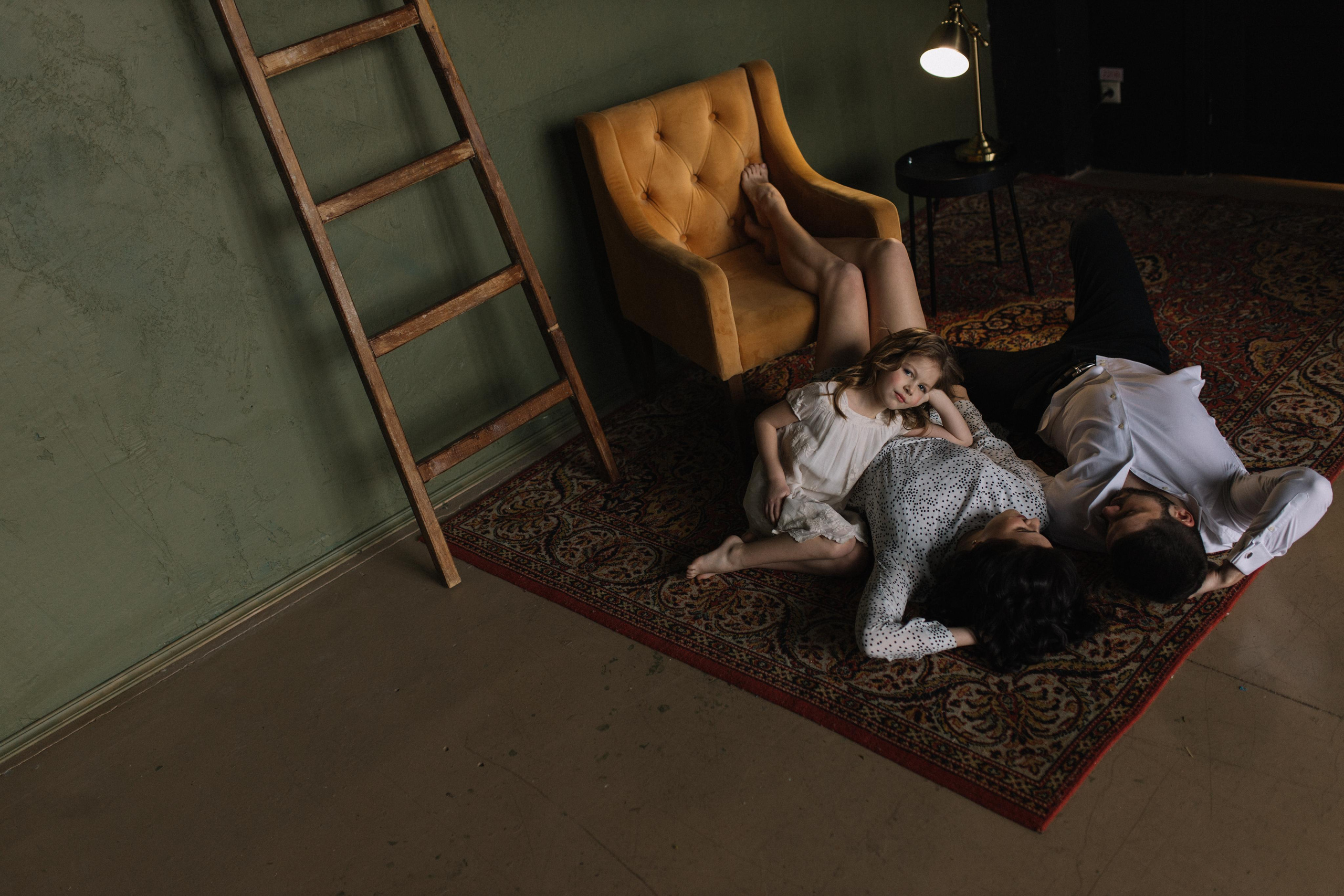 Павел, Екатерина и Юлия. Кристина Киссер |Фотограф | сняла ⩾ 2000 съёмок | главная по атмосфере