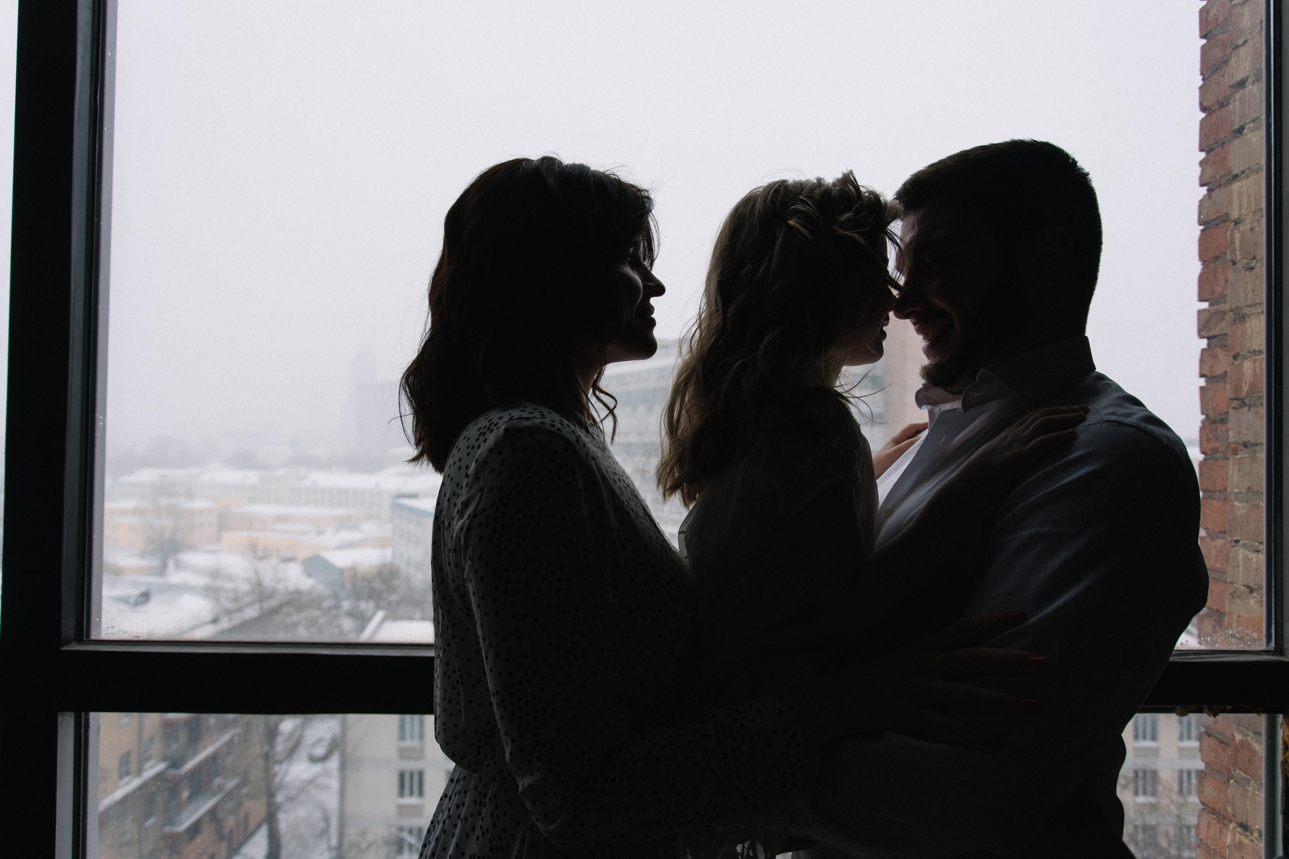 Павел, Екатерина и Юлия. Кристина Киссер |Фотограф | сняла ⩾ 2000 съёмок | главная по атмосфере