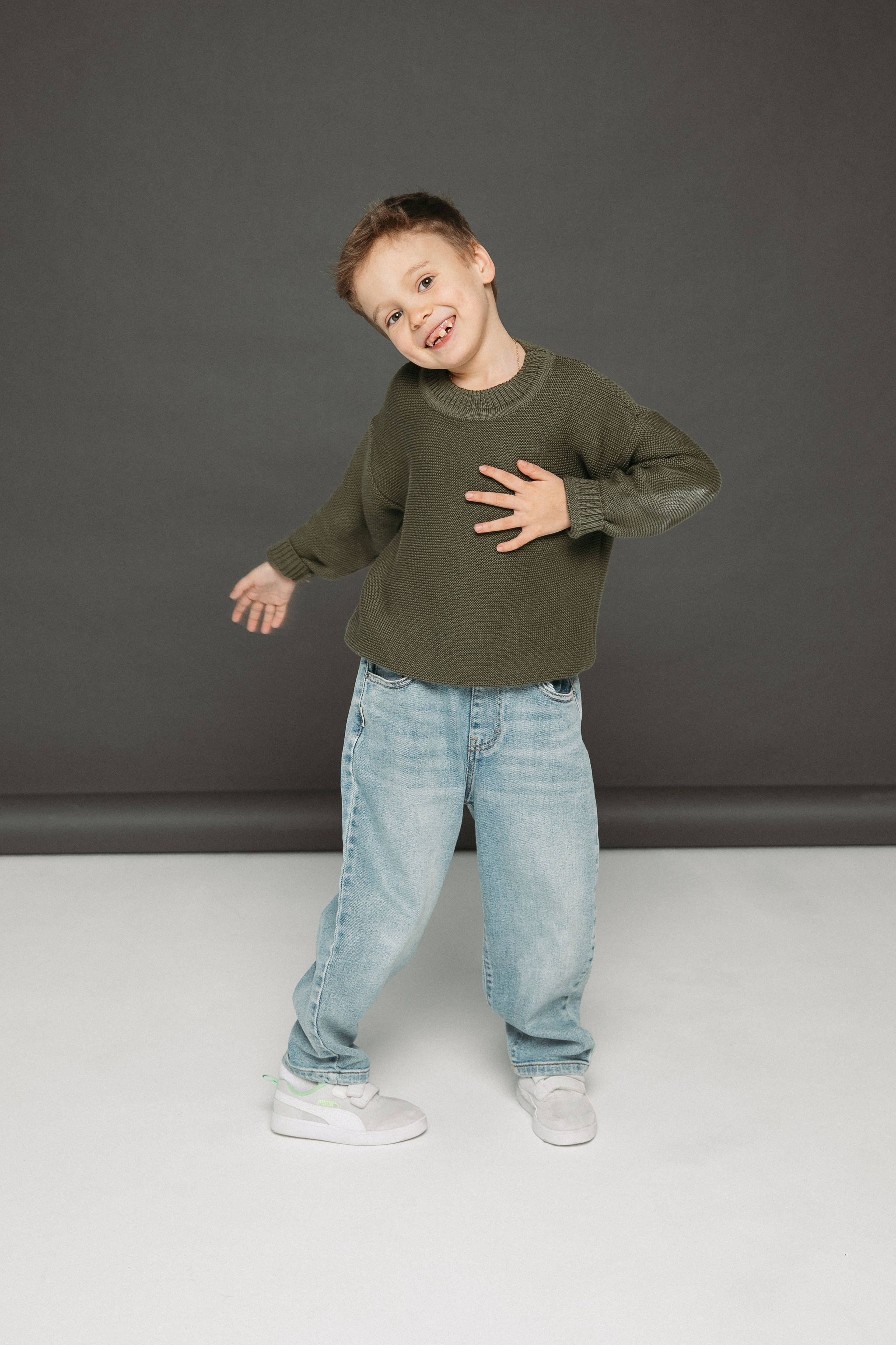 Лёня Леонтьев. Фотограф в Москве Шаганова Нина