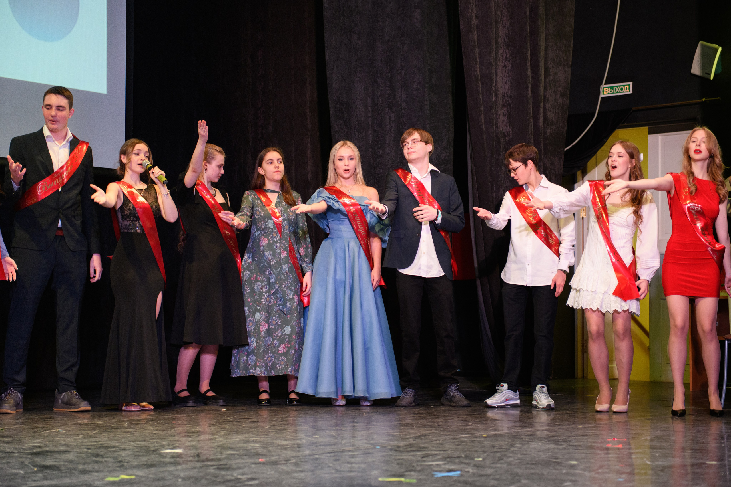 Фотосъёмка торжественного вечера выпускников. Организация и проведение фотосъемок в Санкт-Петербурге. Фотограф Смирягин Илья