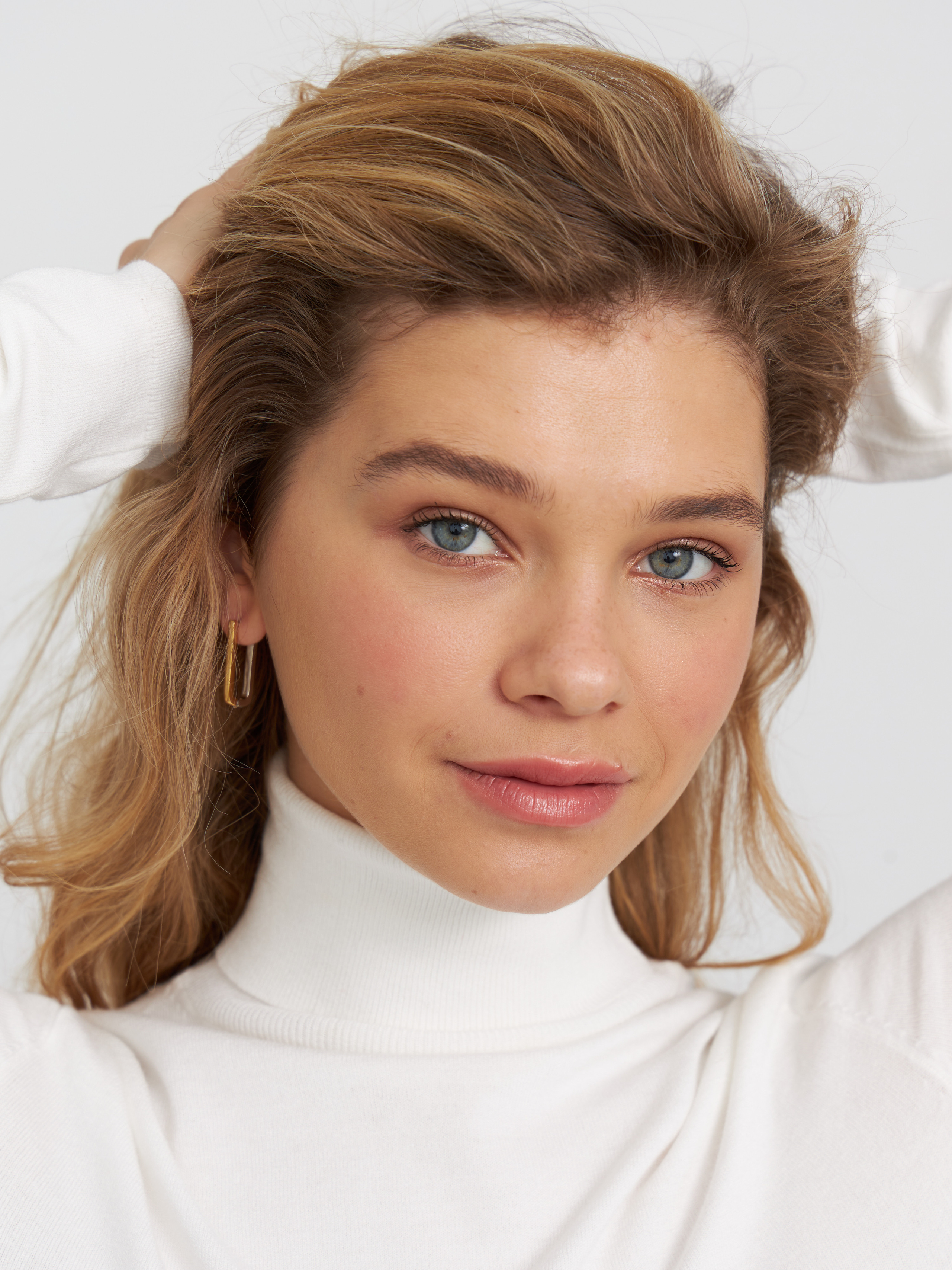 Buro Photoplay украшения. Fashion фотограф в Москве Алиса Деко