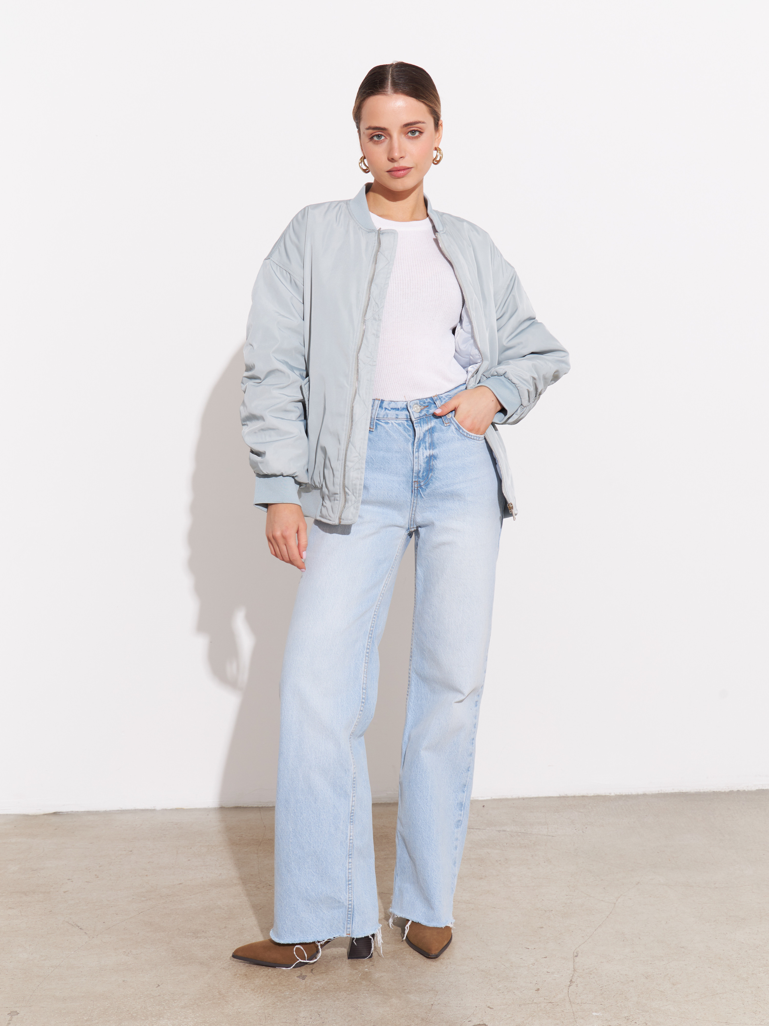 Harizmic feb'23. Fashion фотограф в Москве Алиса Деко